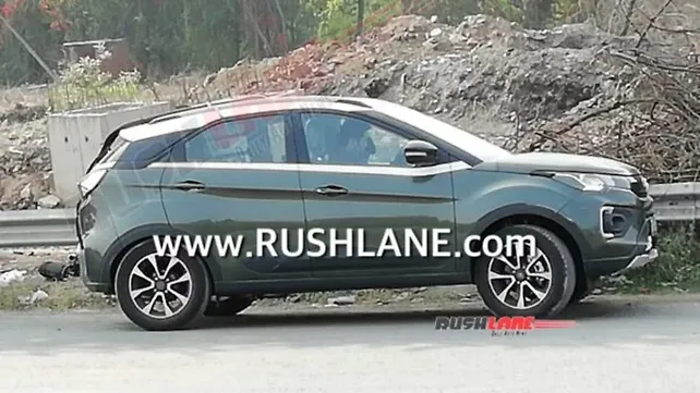 Tata Nexon Right Side View Tata Nexon Right Side View