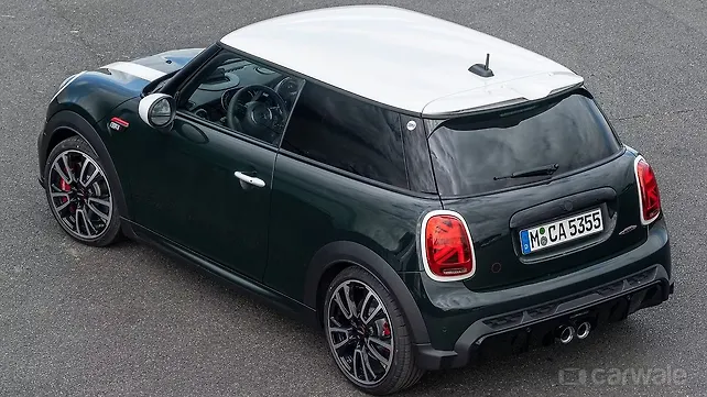 MINI Cooper Three quarters rear left MINI Cooper Three quarters rear left