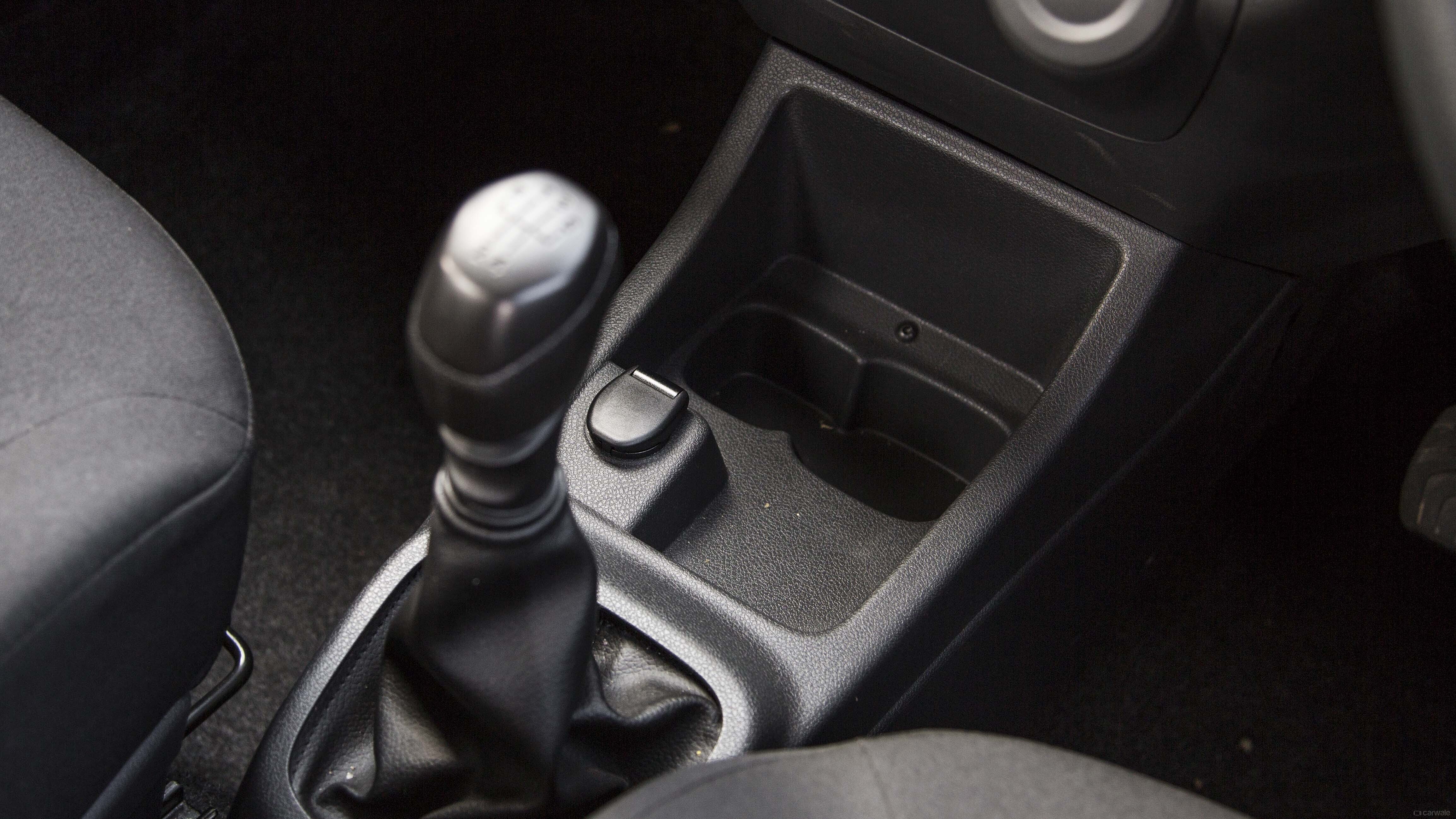 Kwid [2015-2019] Gear-Lever Image, Kwid [2015-2019] Photos in India ...