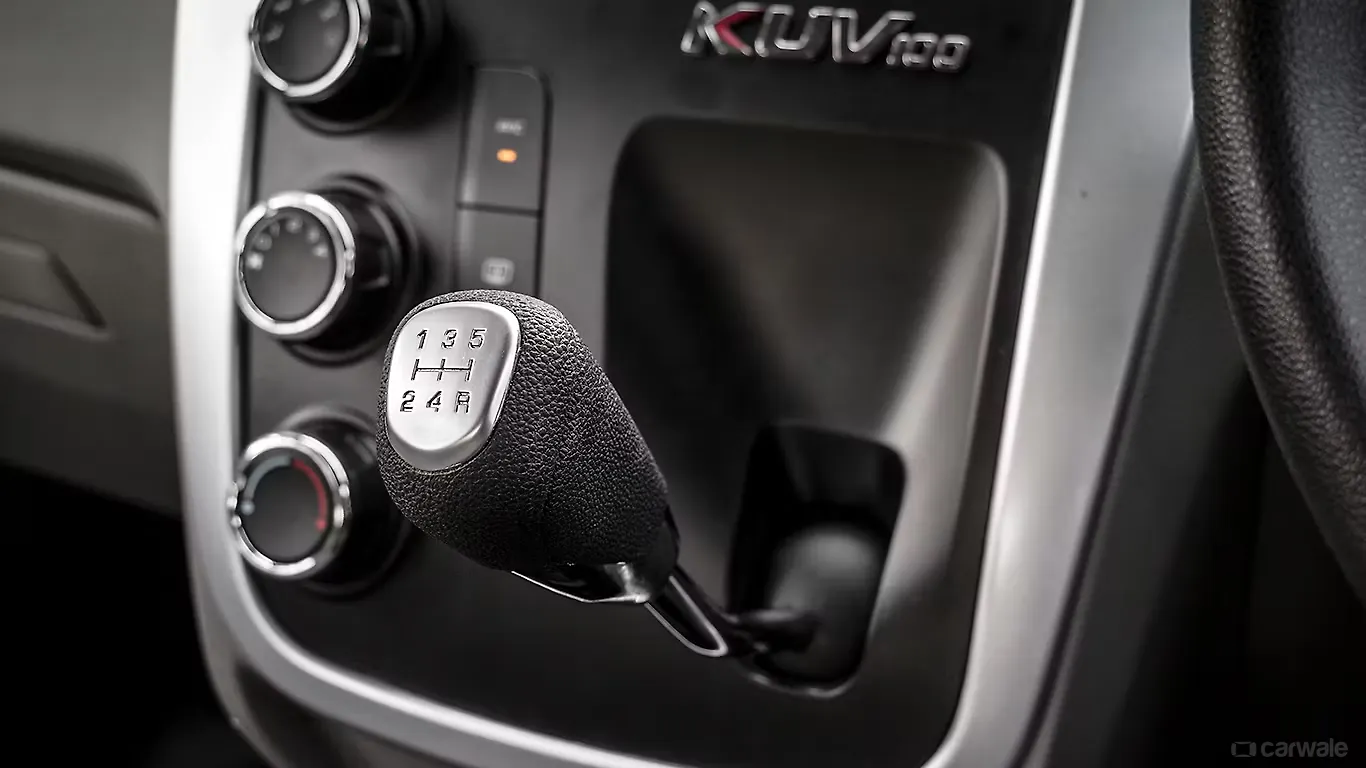 KUV100 [20162017] GearLever Image, KUV100 [20162017] Photos in India