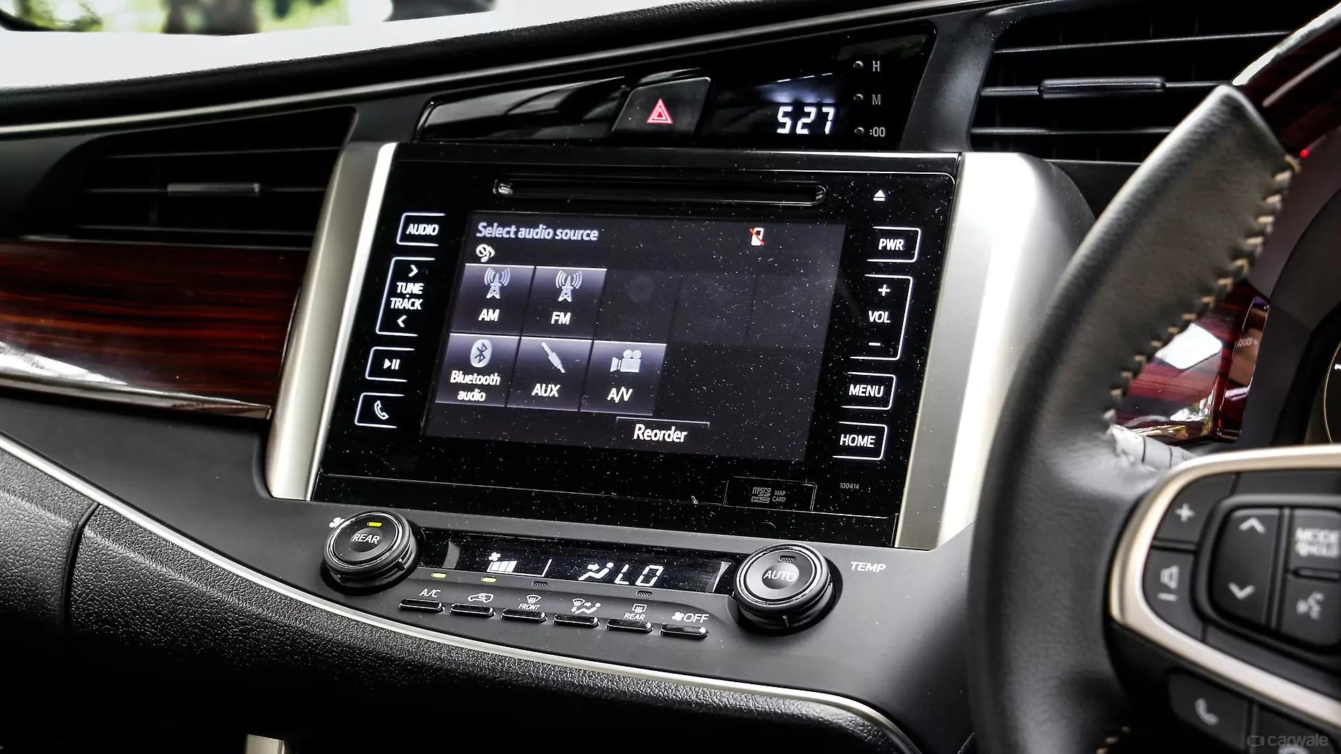 Center Panel Innova Innova Crysta Interior Image, Innova Crysta Photos in India - CarWale