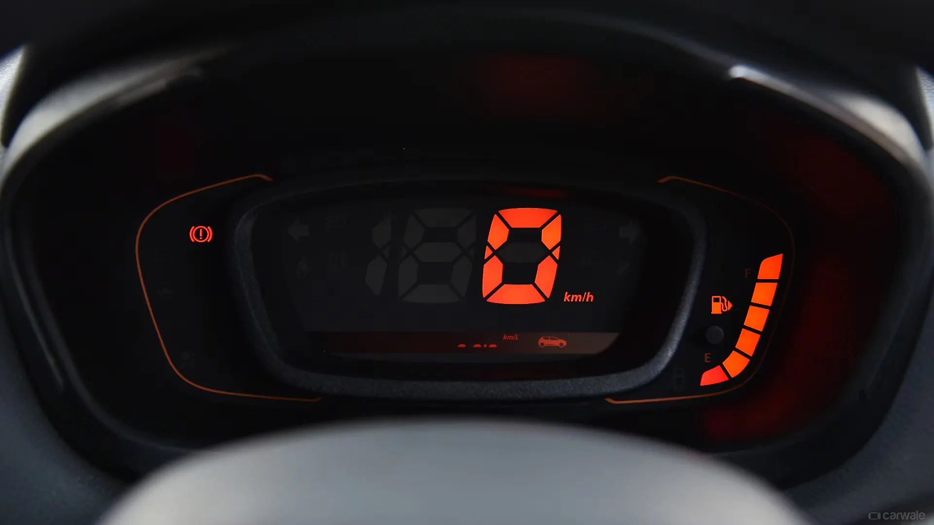 Kwid [20152019] Instrument Panel Image, Kwid [20152019] Photos in