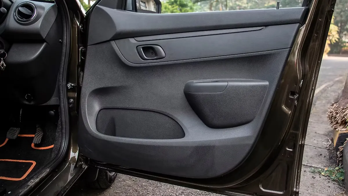 Kwid [20152019] Door Image, Kwid [20152019] Photos in India CarWale