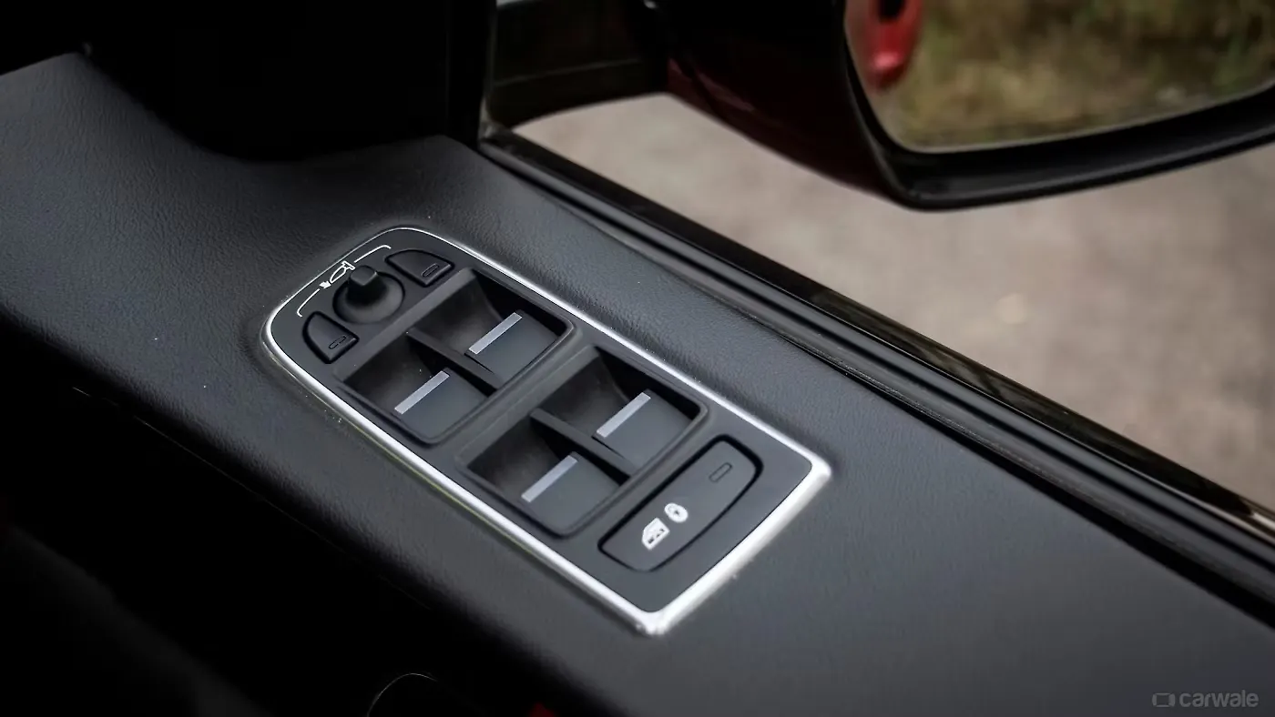 Jaguar F Pace Photo Jaguar Fpace Interior Door Handles Image