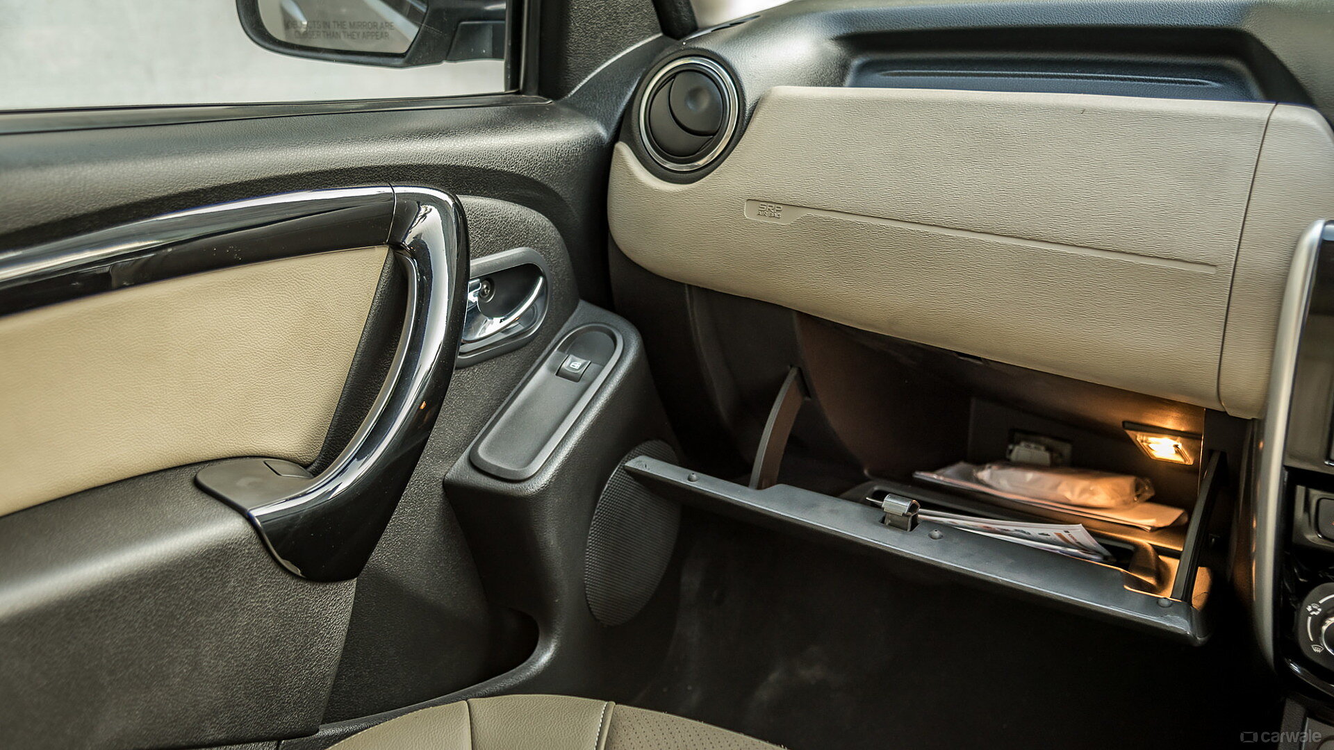 Nissan Terrano 2013 2017 Photo Interior Image Carwale