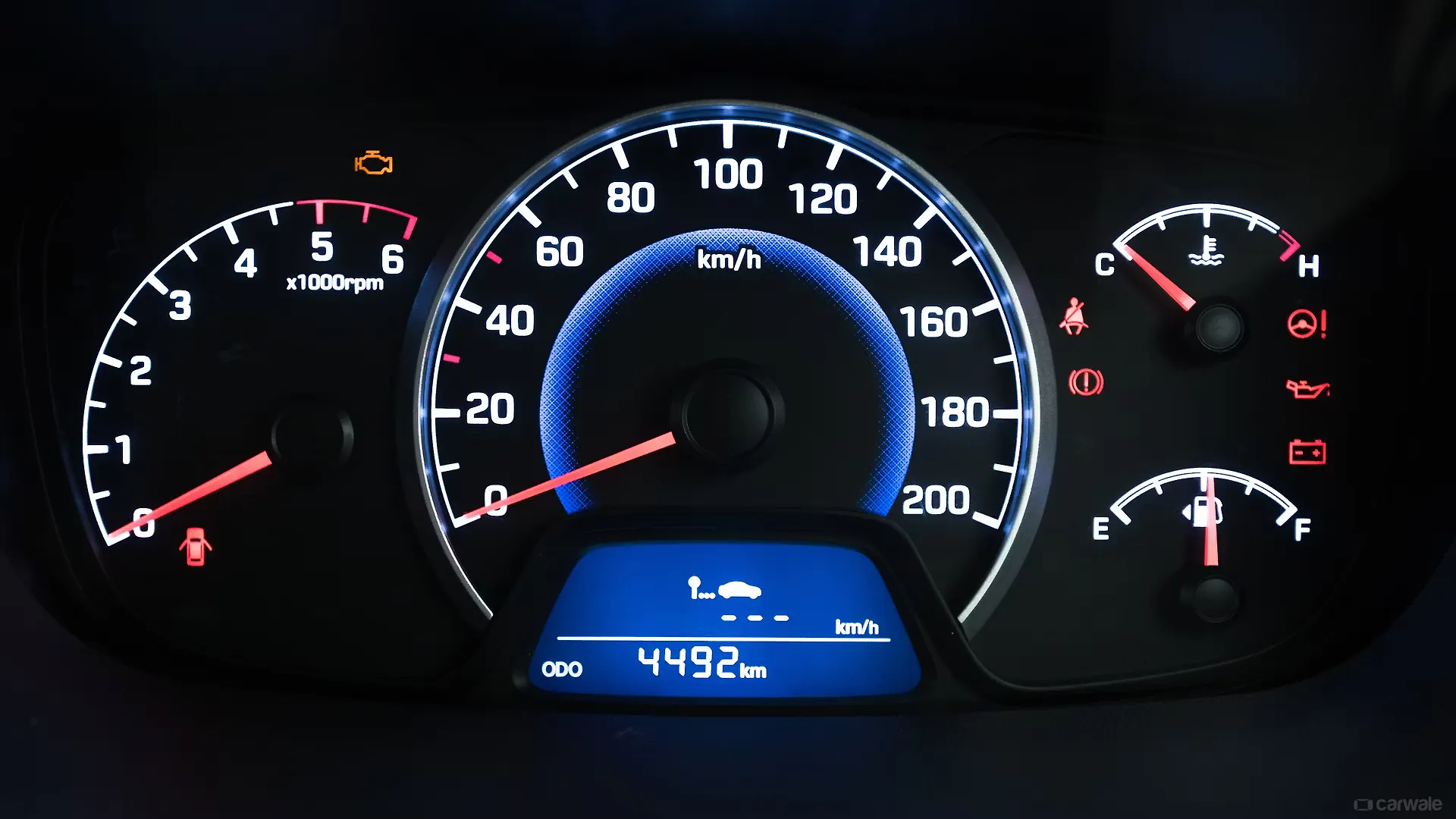 Hyundai Grand i10 Photo, Instrument Panel Image CarWale