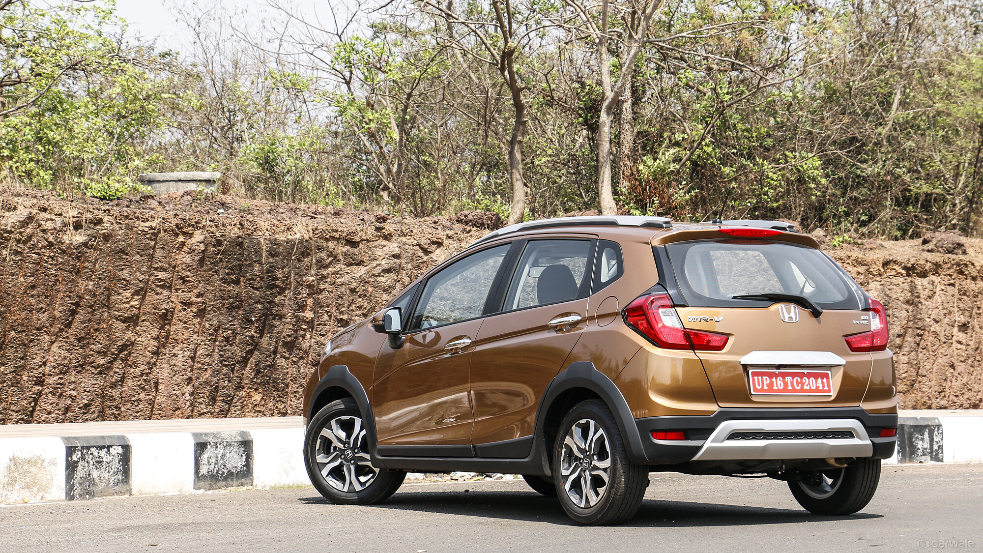 Honda WR-V Photo,Honda WRV Exterior Image - CarWale