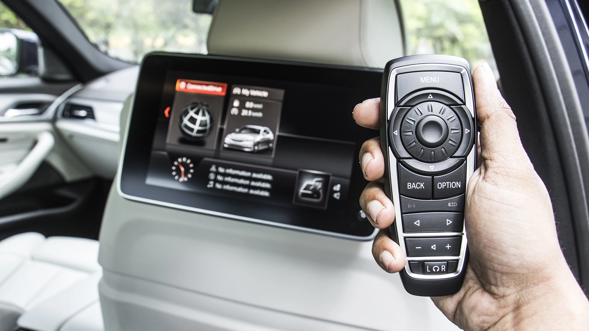 bmw music system