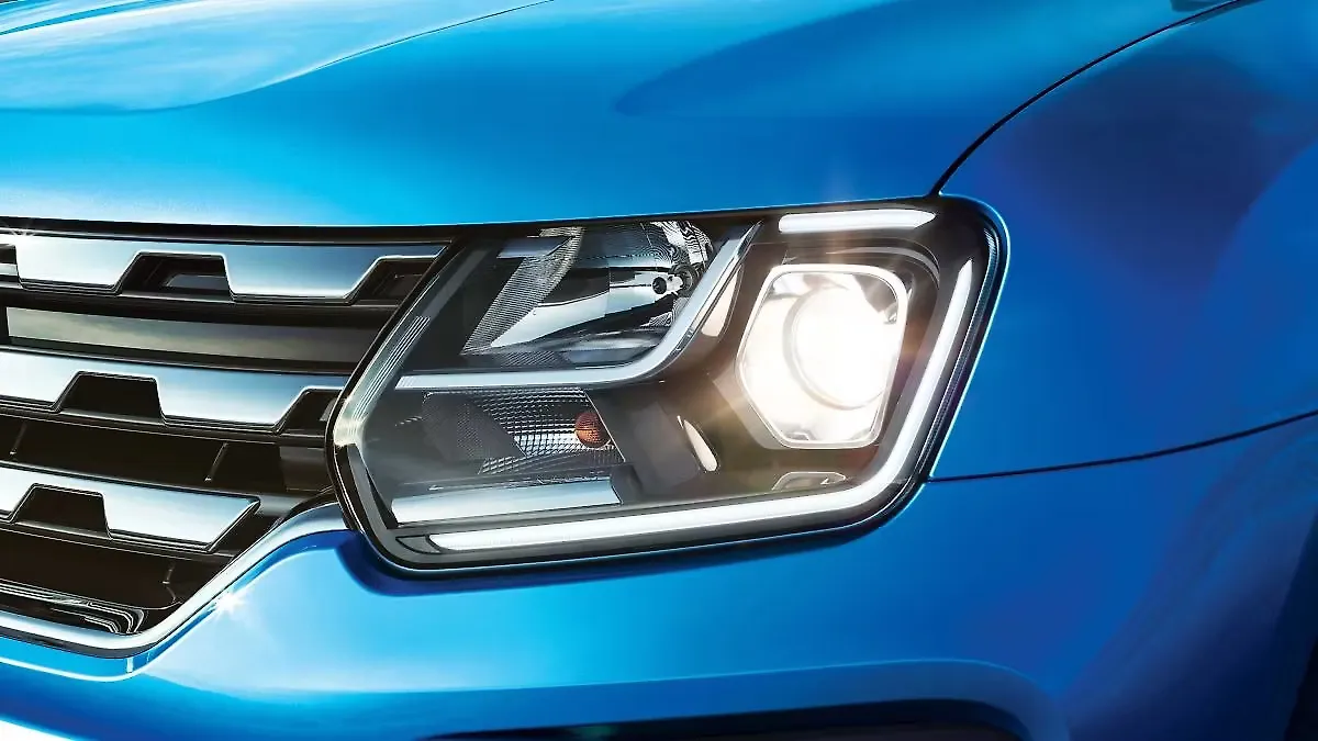 Duster [20192020] Headlamps Image, Duster [20192020] Photos in India