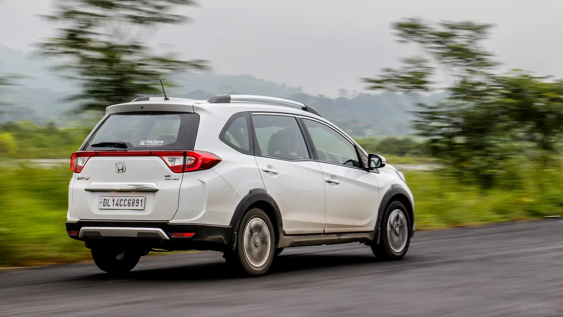 BR-V Exterior Image, BR-V Photos in India - CarWale