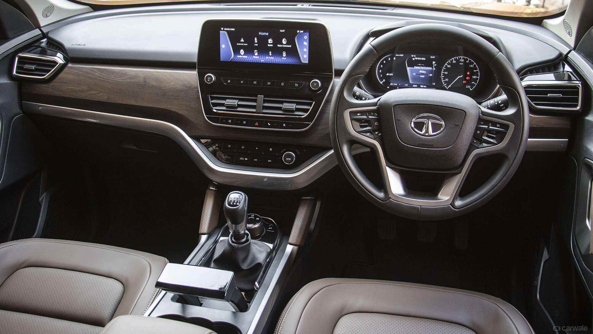 Harrier Interior Image, Harrier Photos in India - CarWale