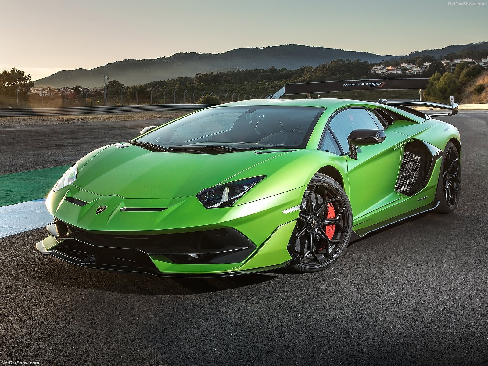 lamborghini aventador green price