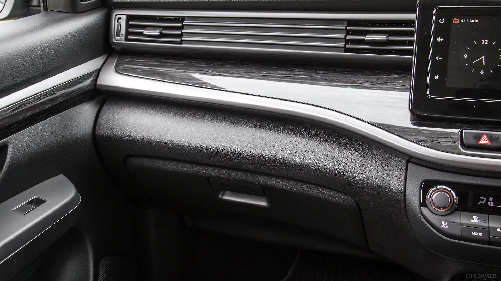 XL6 Interior Image, XL6 Photos in India CarWale