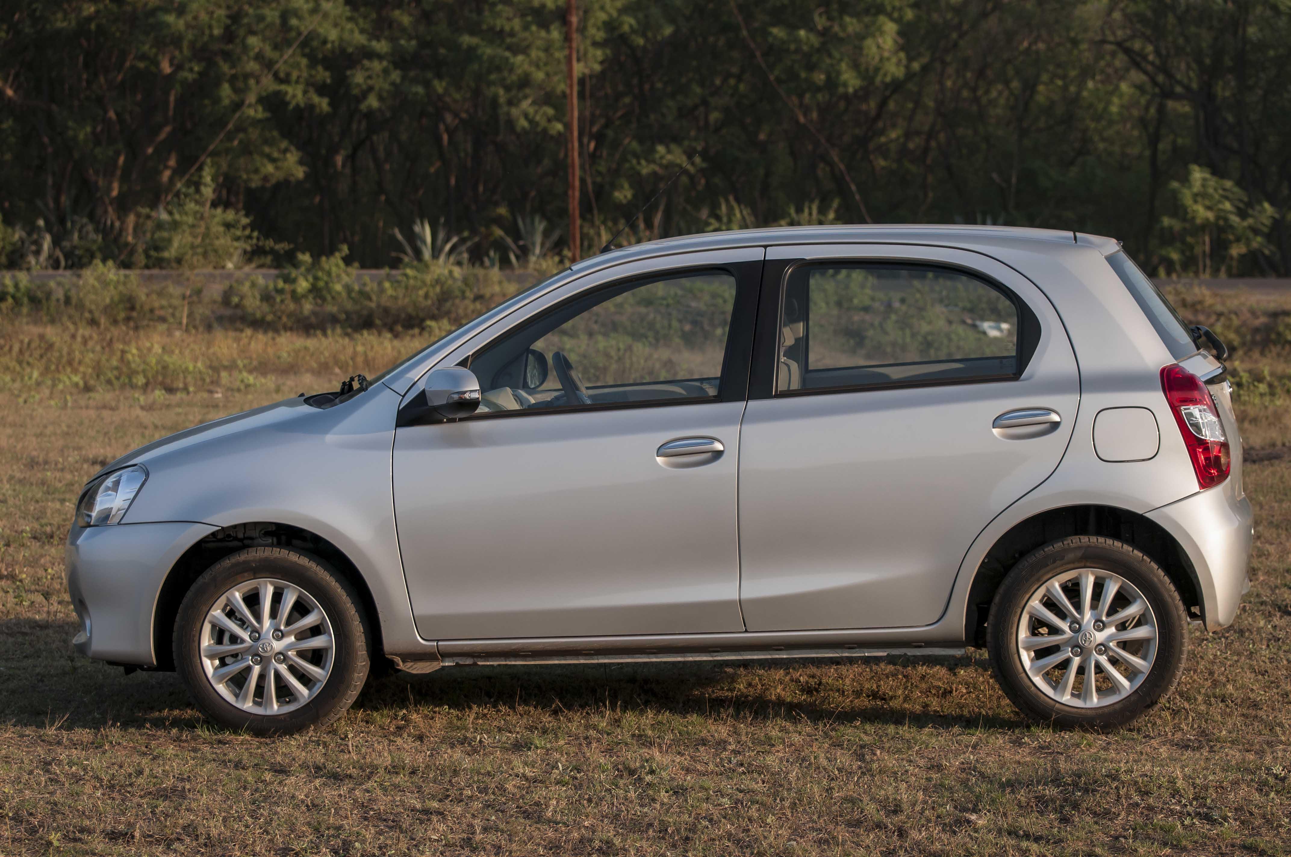 Etios Liva [2014-2016] Exterior Image, Etios Liva [2014-2016] Photos in ...