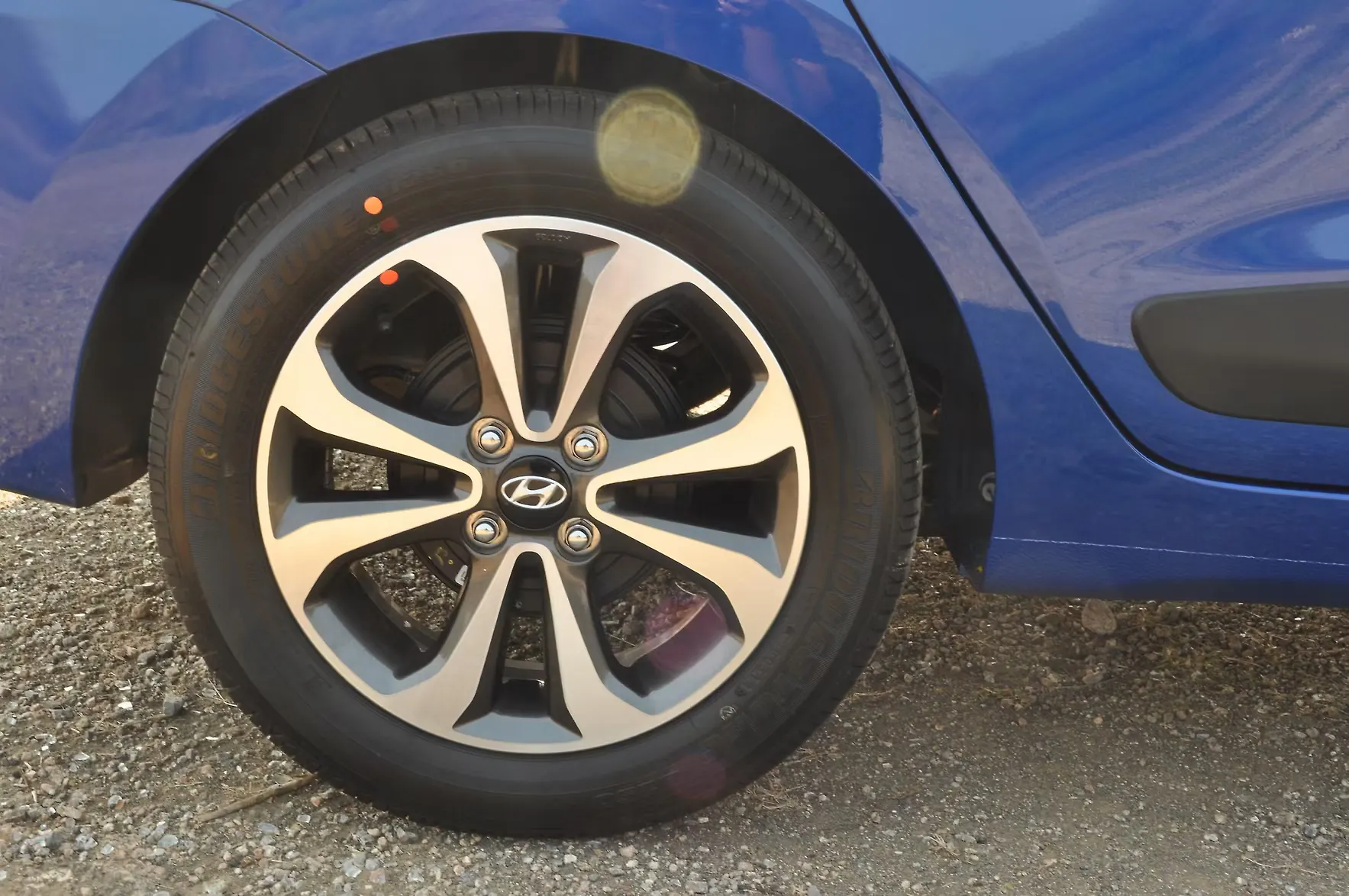 Xcent [20142017] WheelsTyres Image, Xcent [20142017] Photos in India