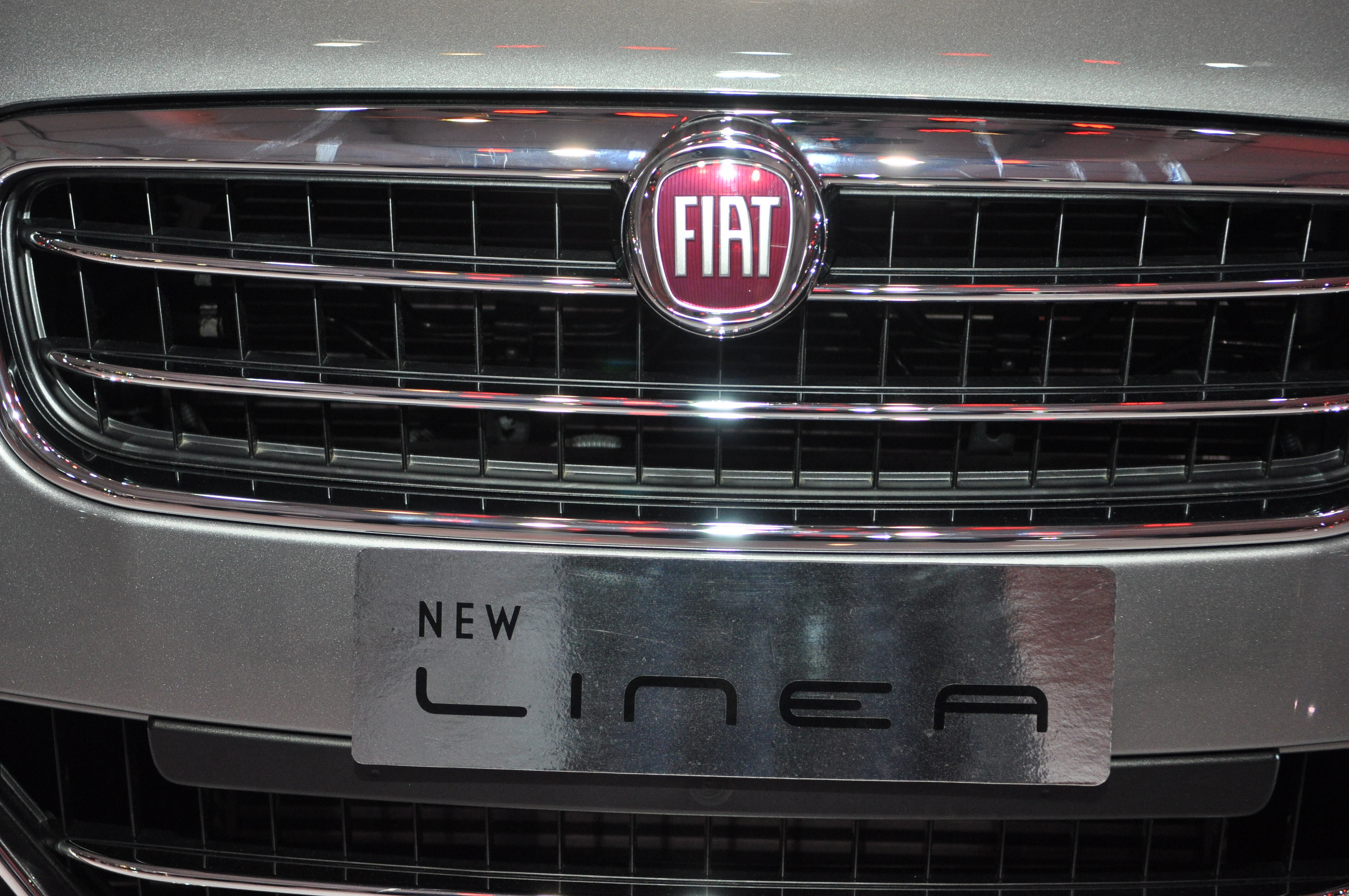 fiat linea front bumper price