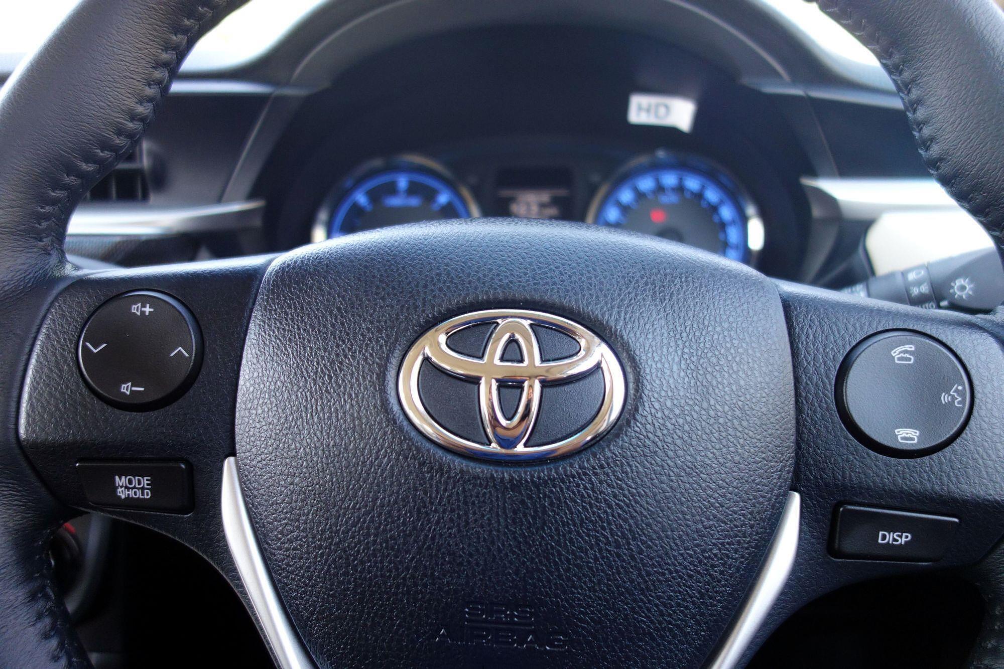 Corolla Altis [2014-2017] Steering Wheel Image, Corolla Altis [2014 ...