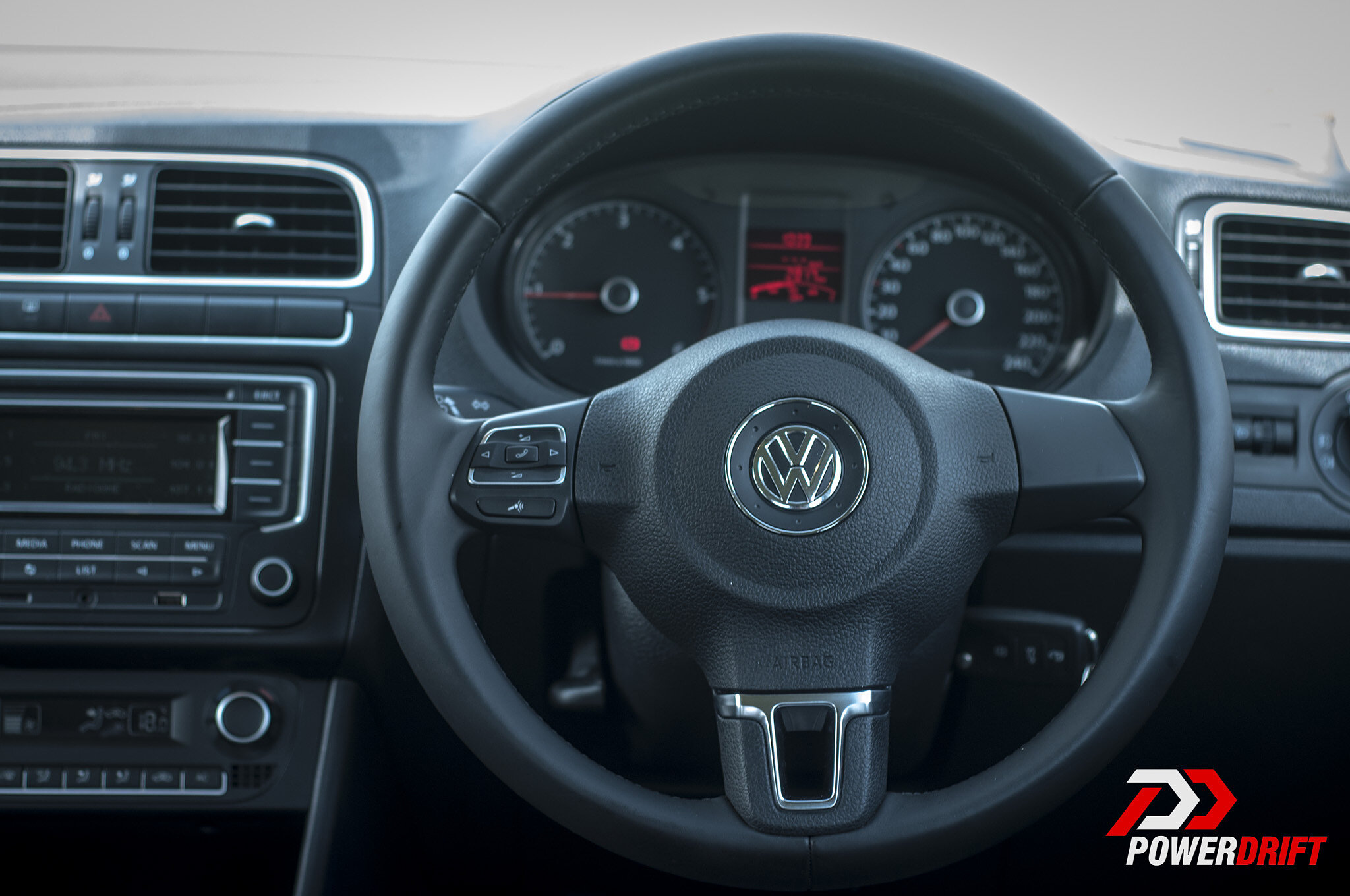 Cross Polo [2013-2015] Steering Wheel Image, Cross Polo [2013-2015 ...