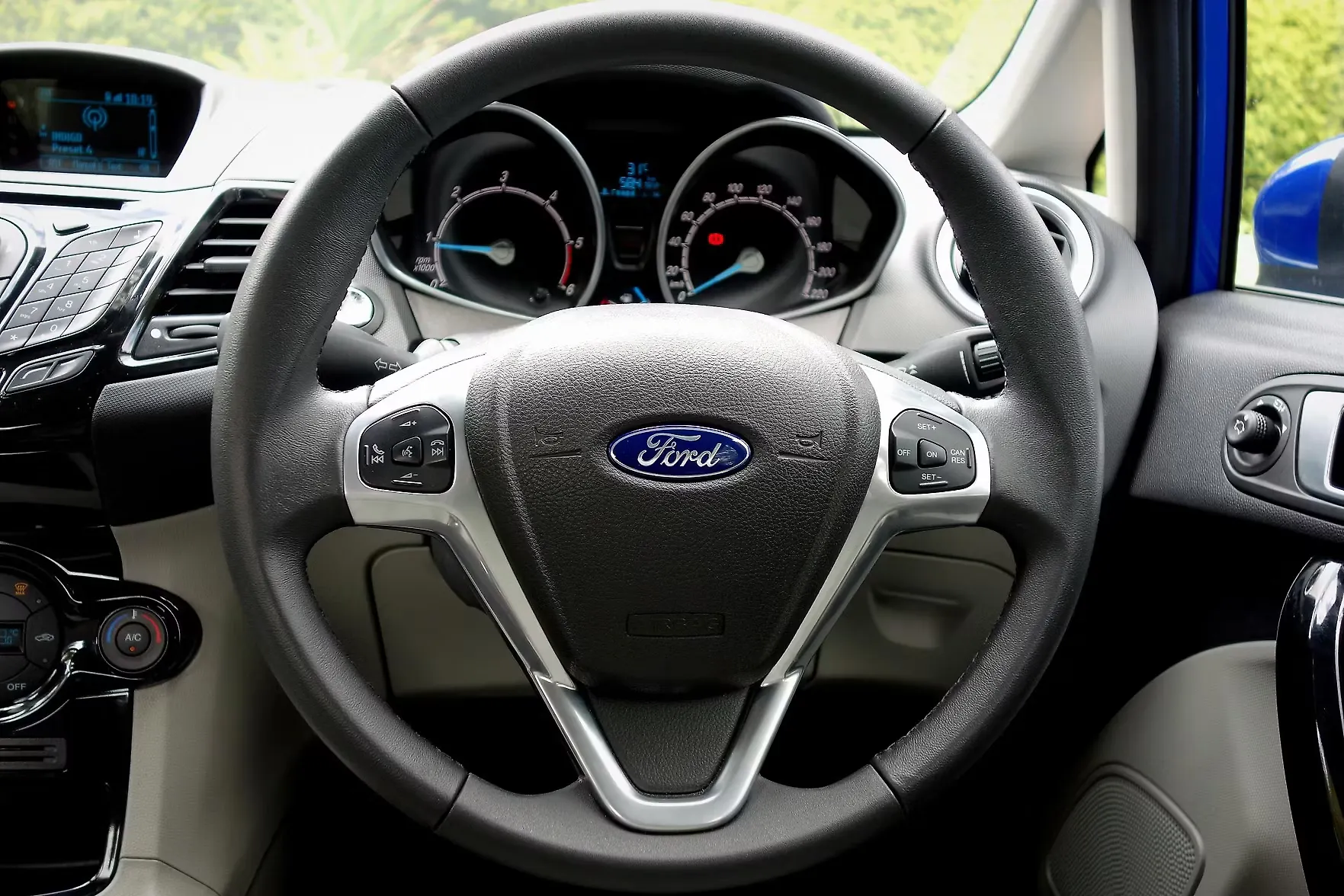 Fiesta [20142016] Steering Wheel Image, Fiesta [20142016] Photos in