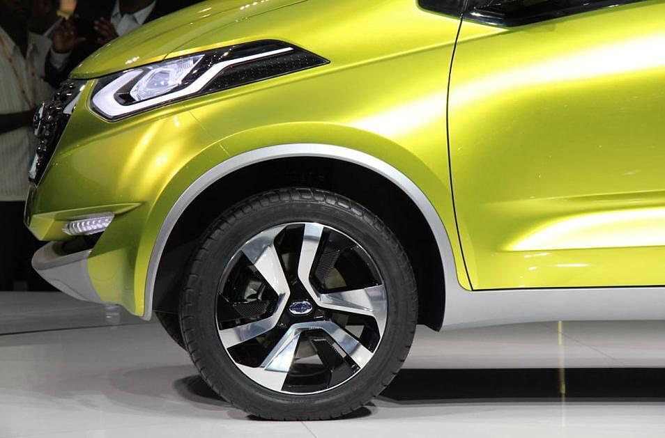 datsun redi go alloy wheels price