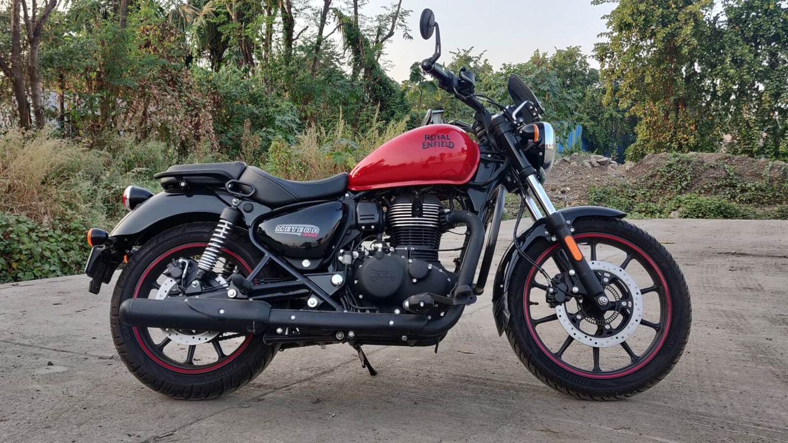 Meteor 350 on online road price