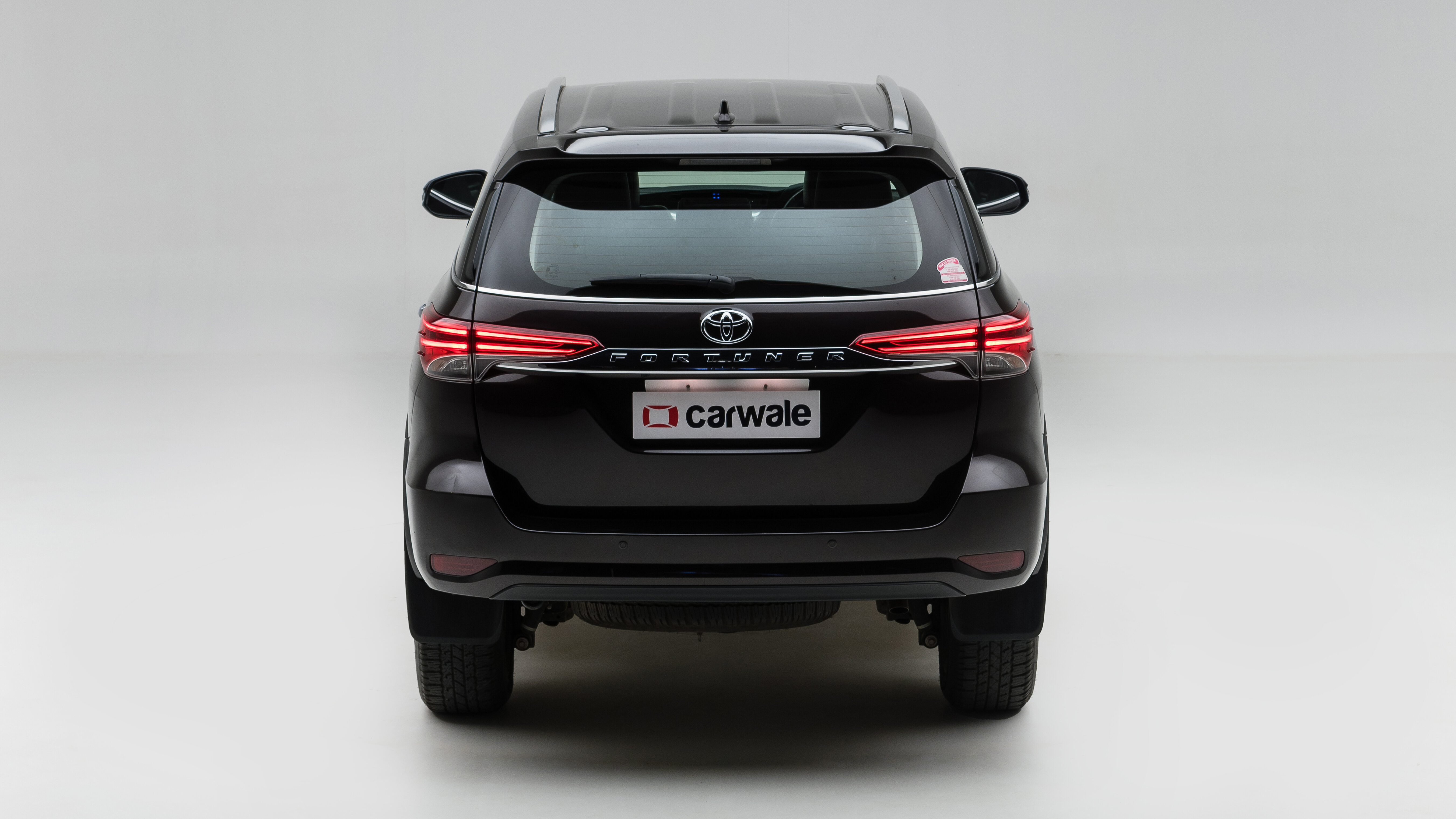 Fortuner Rear View Image, Fortuner Photos in India - CarWale