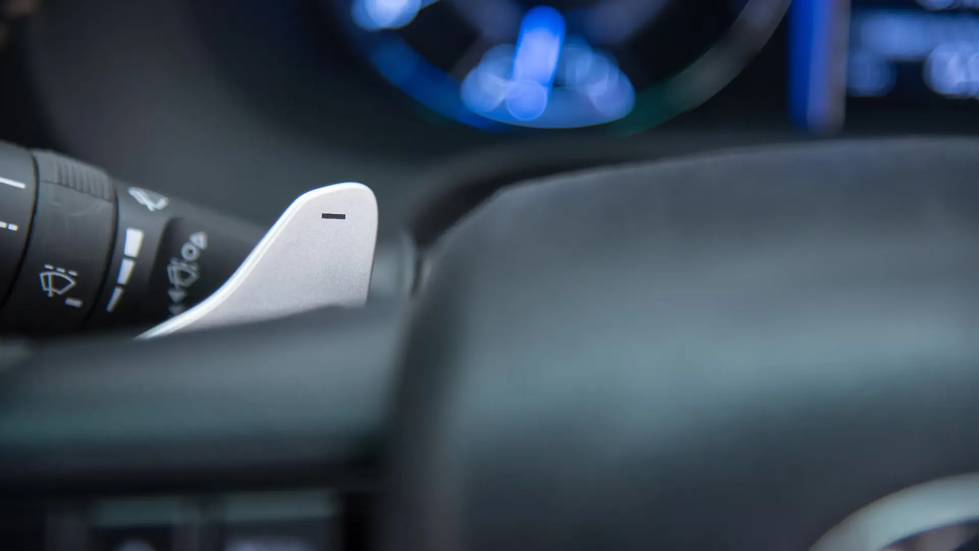 Fortuner Left Paddle Shifter Image, Fortuner Photos in India CarWale