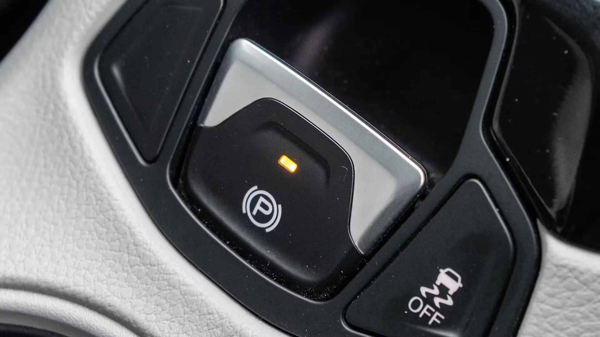 Compass Parking Brake/Emergency Brake Image, Compass Photos in India