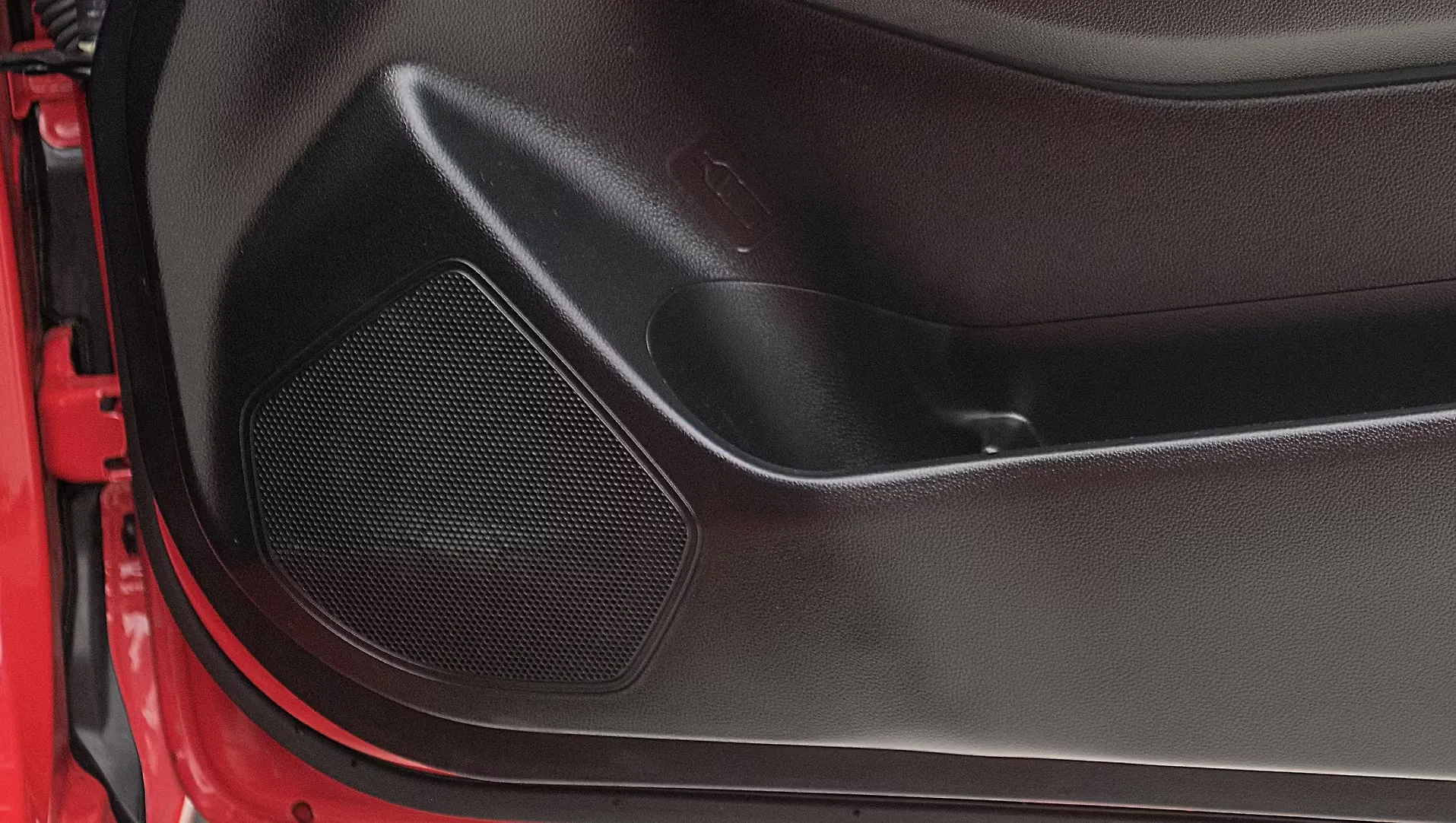 Swift Rear Speakers Image, Swift Photos in India CarWale