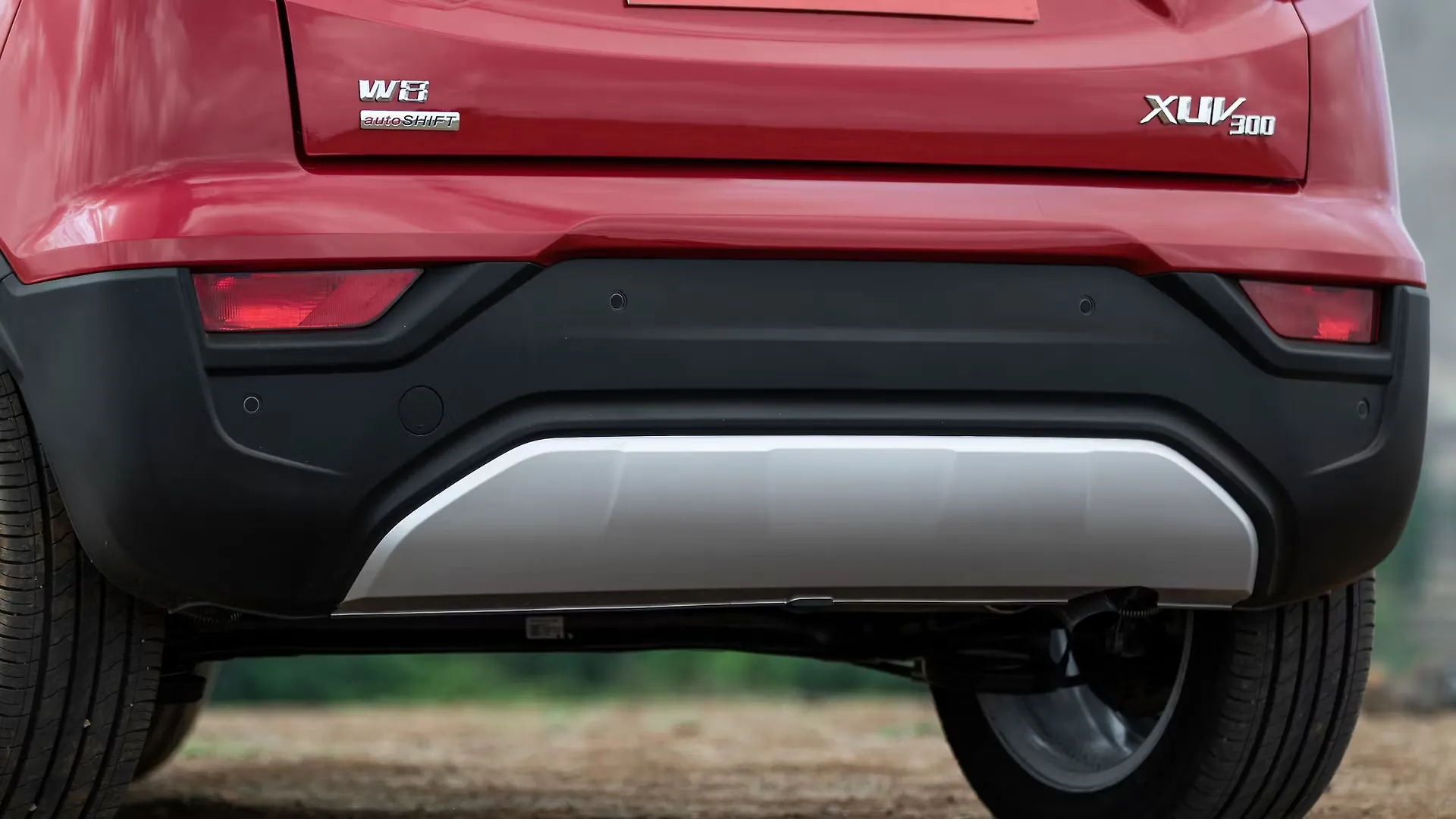 XUV300 Rear Bumper Image, XUV300 Photos in India CarWale