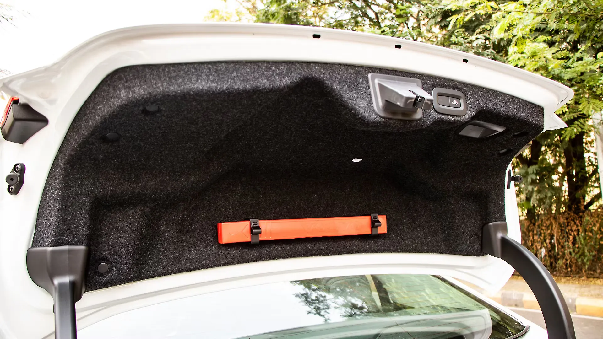 S60 Open Boot/Trunk Image, S60 Photos in India CarWale