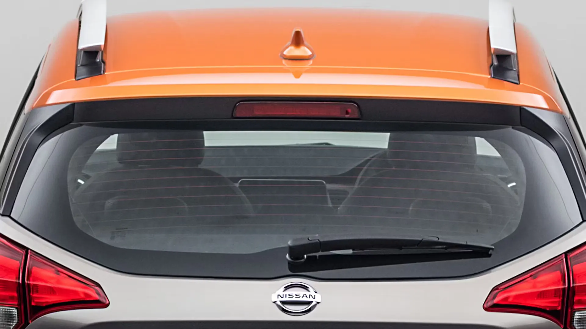 Kicks Rear Windshield/Windscreen Image, Kicks Photos in India CarWale
