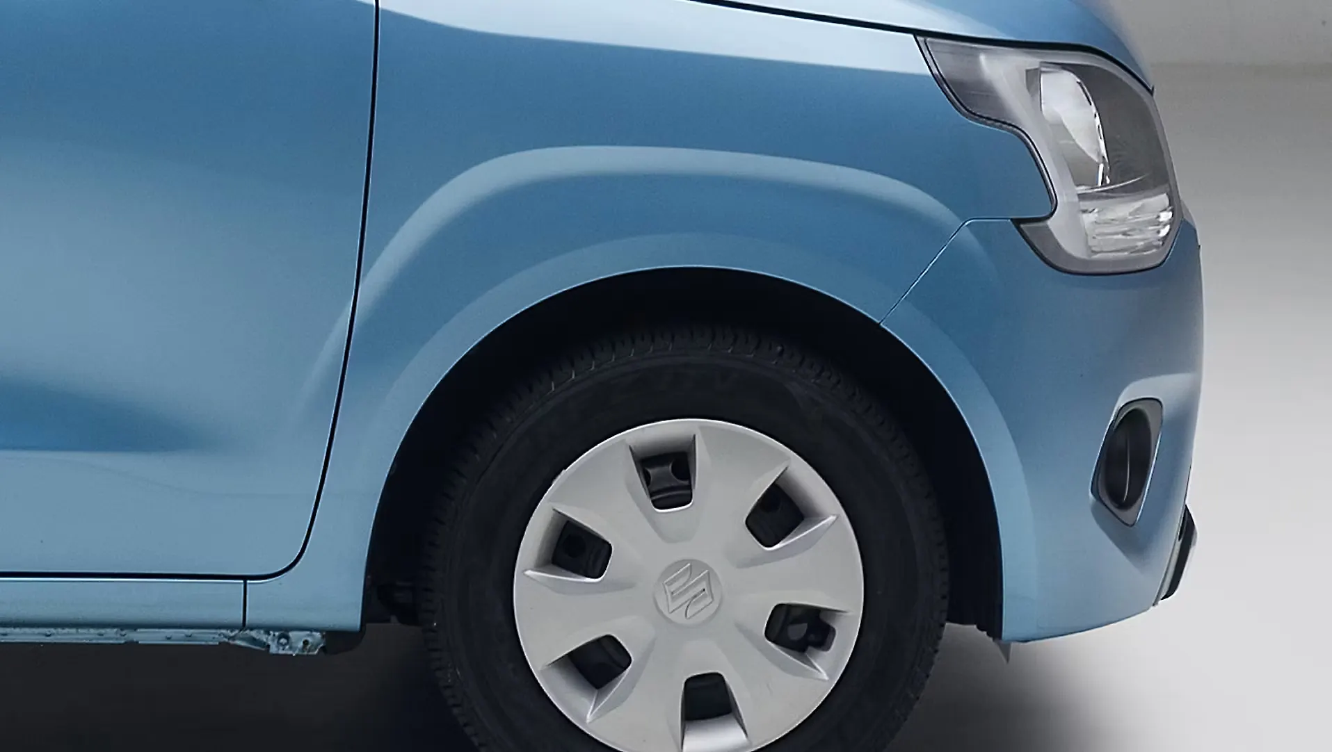 Wagon R Front Fender Image, Wagon R Photos in India CarWale