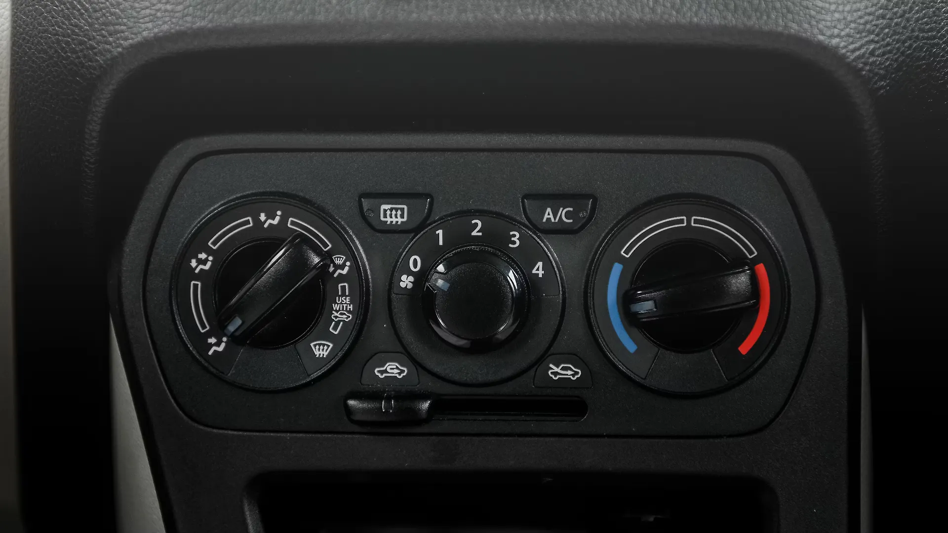 Wagon R AC Controls Image, Wagon R Photos in India CarWale