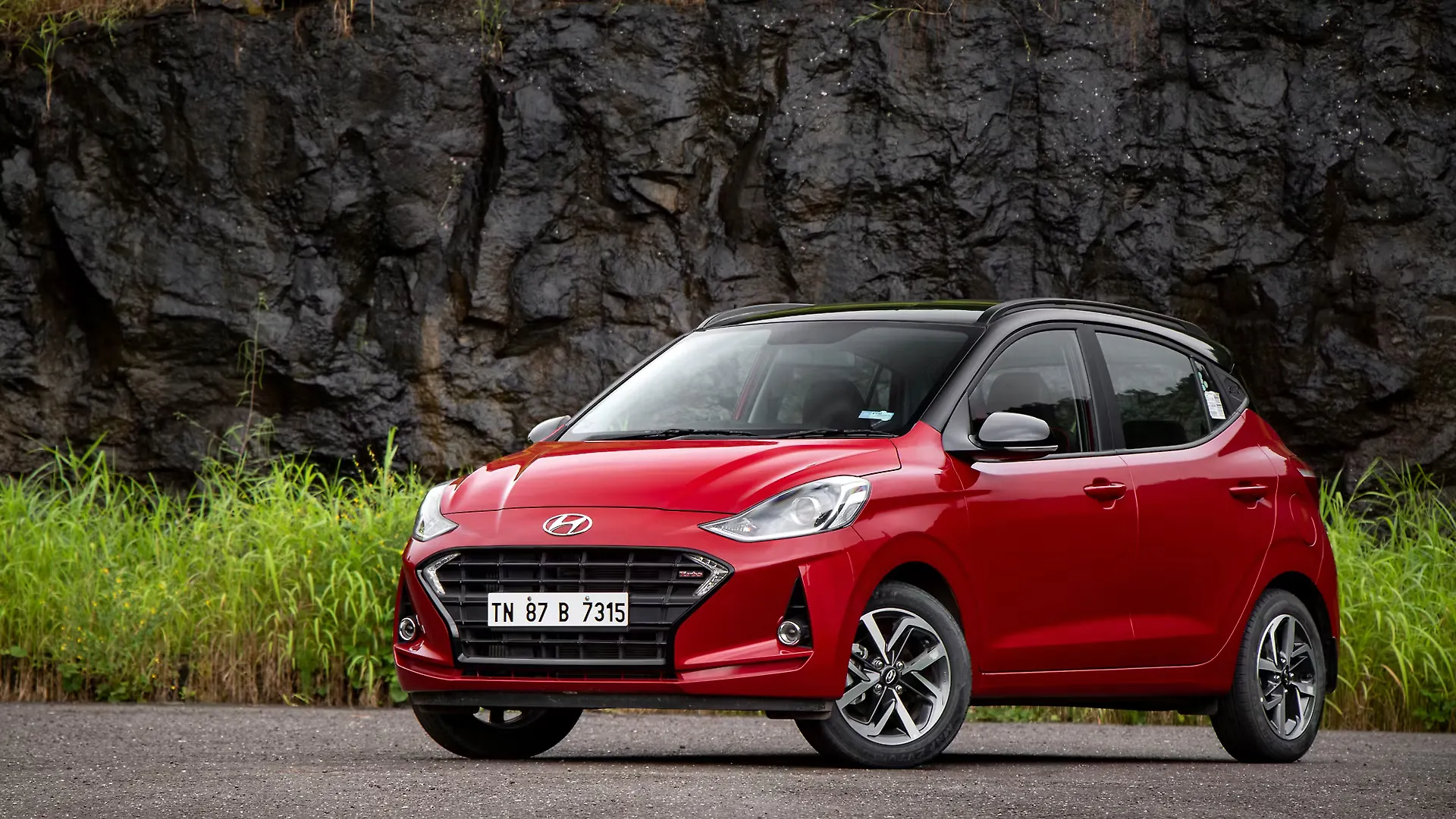 Grand i10 Nios Left Front Three Quarter Image, Grand i10 Nios Photos in