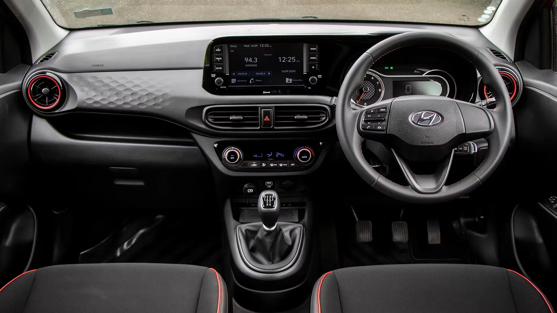 Grand i10 Nios Dashboard Image, Grand i10 Nios Photos in India CarWale