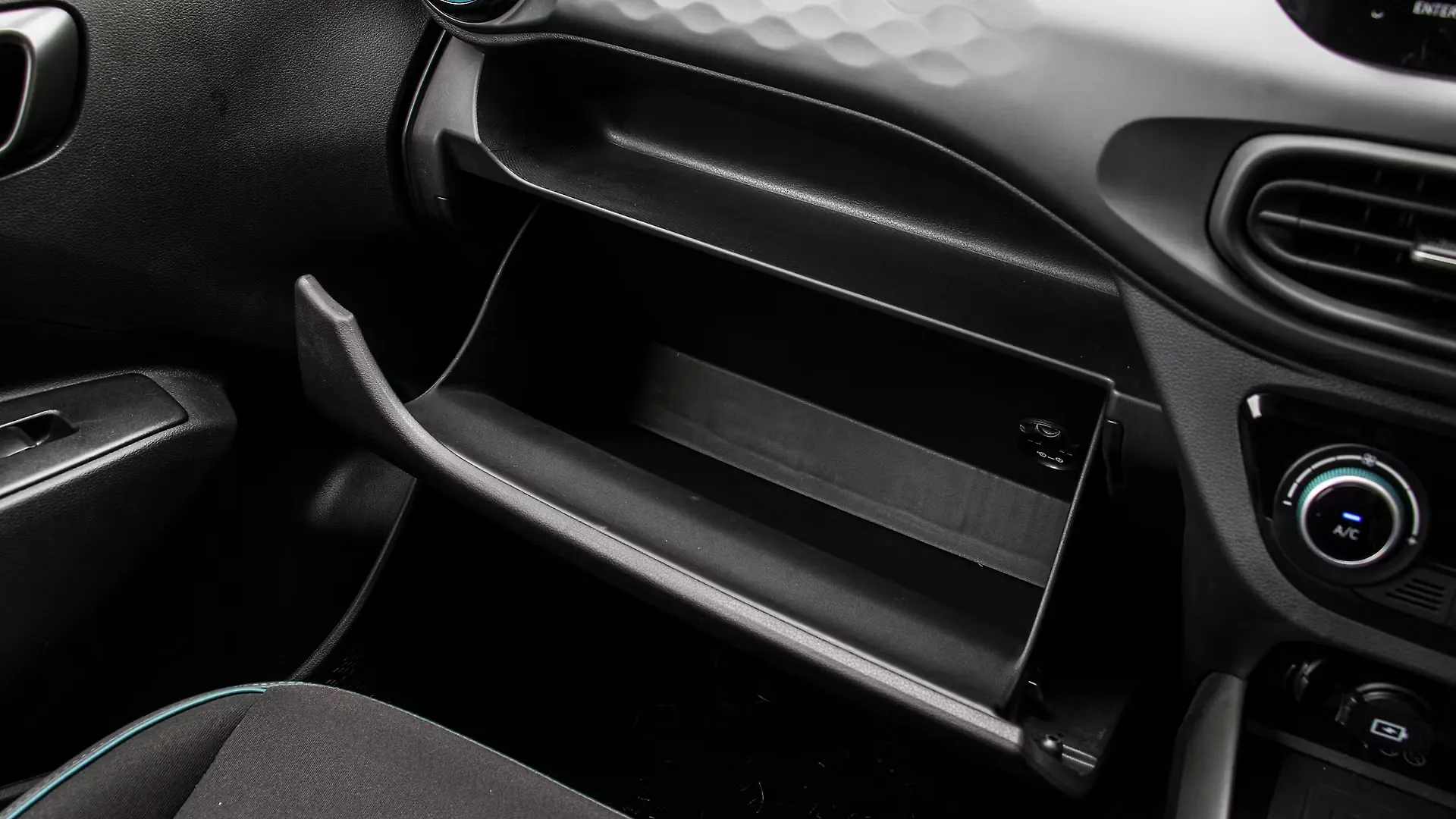 Grand i10 Nios Glove Box Image, Grand i10 Nios Photos in India CarWale