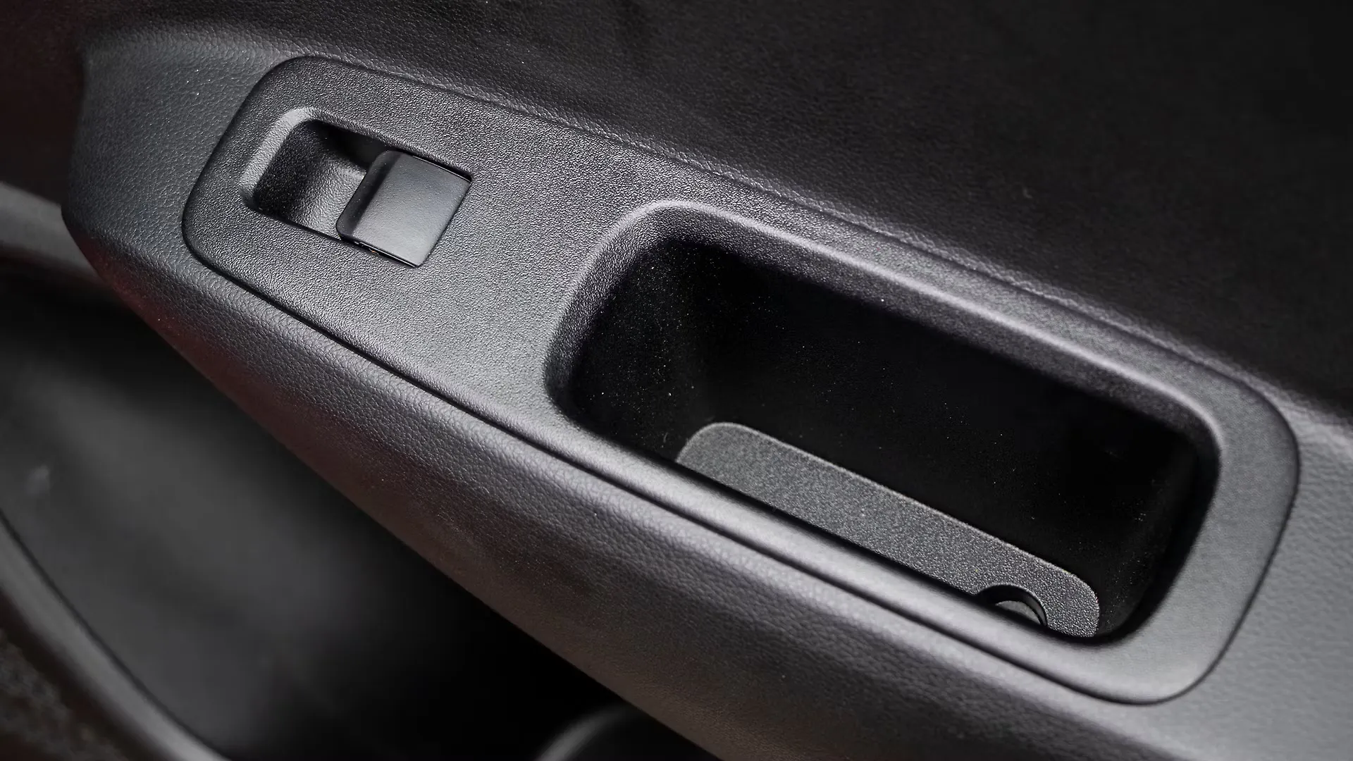 Grand i10 Nios Rear Power Window Switches Image, Grand i10 Nios Photos