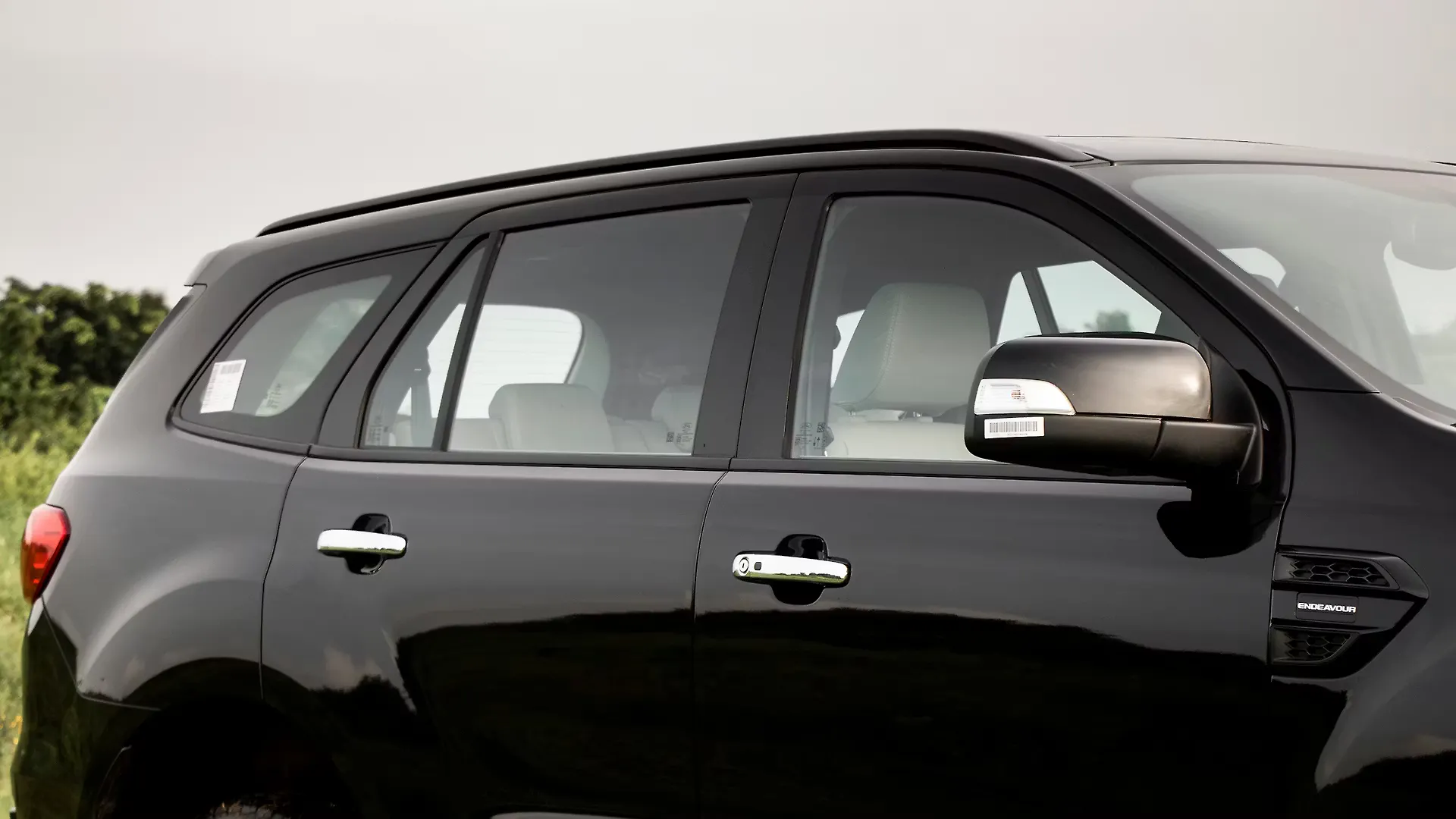 Endeavour Side Glass Housing Image, Endeavour Photos in India CarWale