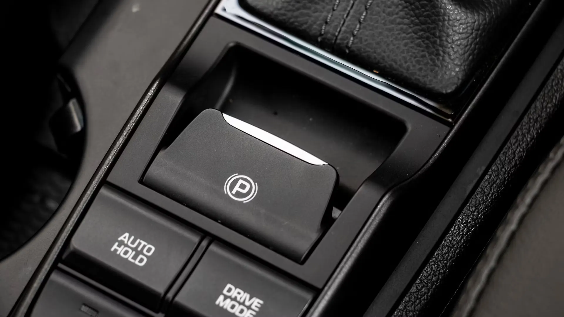 Tucson Parking Brake/Emergency Brake Image, Tucson Photos in India