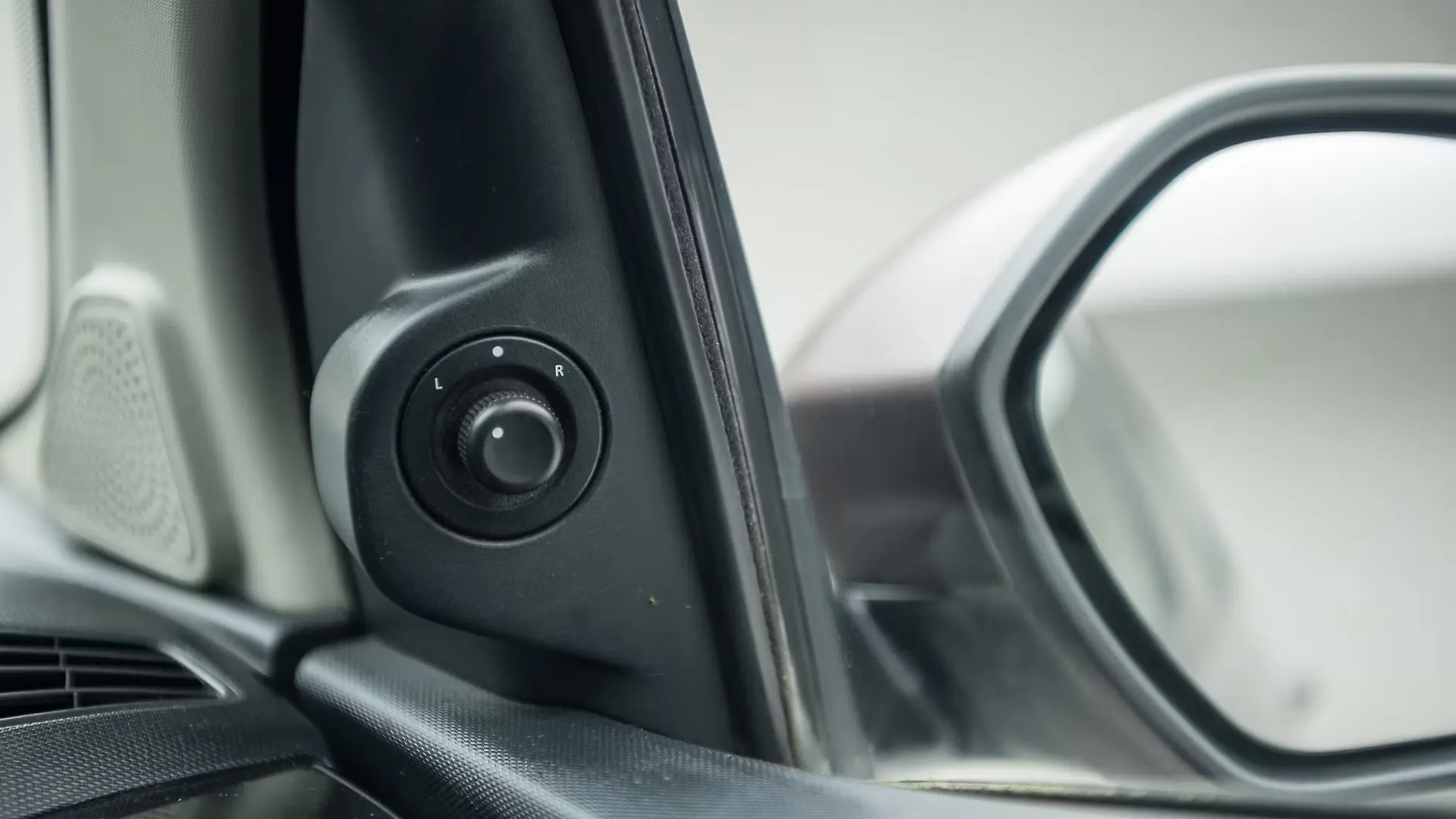 Tiago Outer Rear View Mirror ORVM Controls Image, Tiago Photos in India