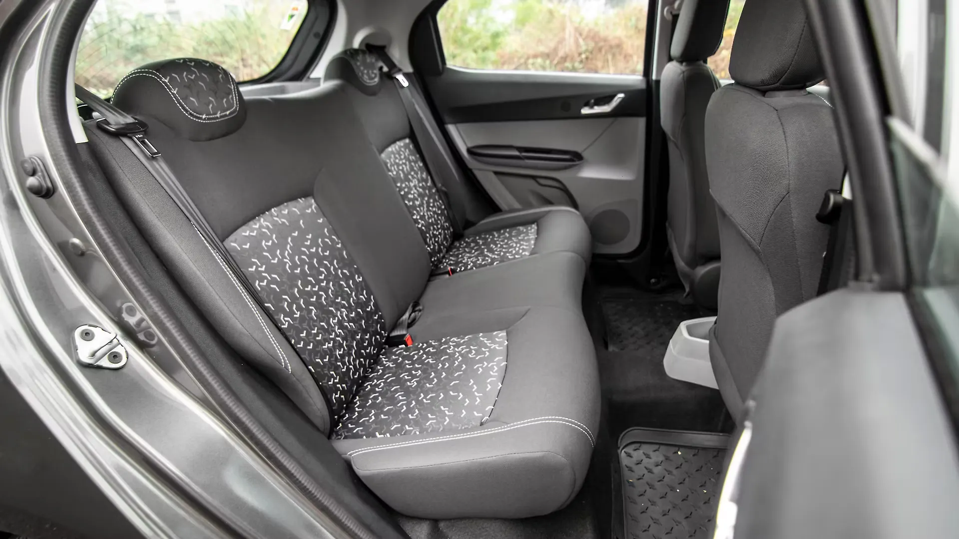 Tiago Rear Seats Image, Tiago Photos in India CarWale