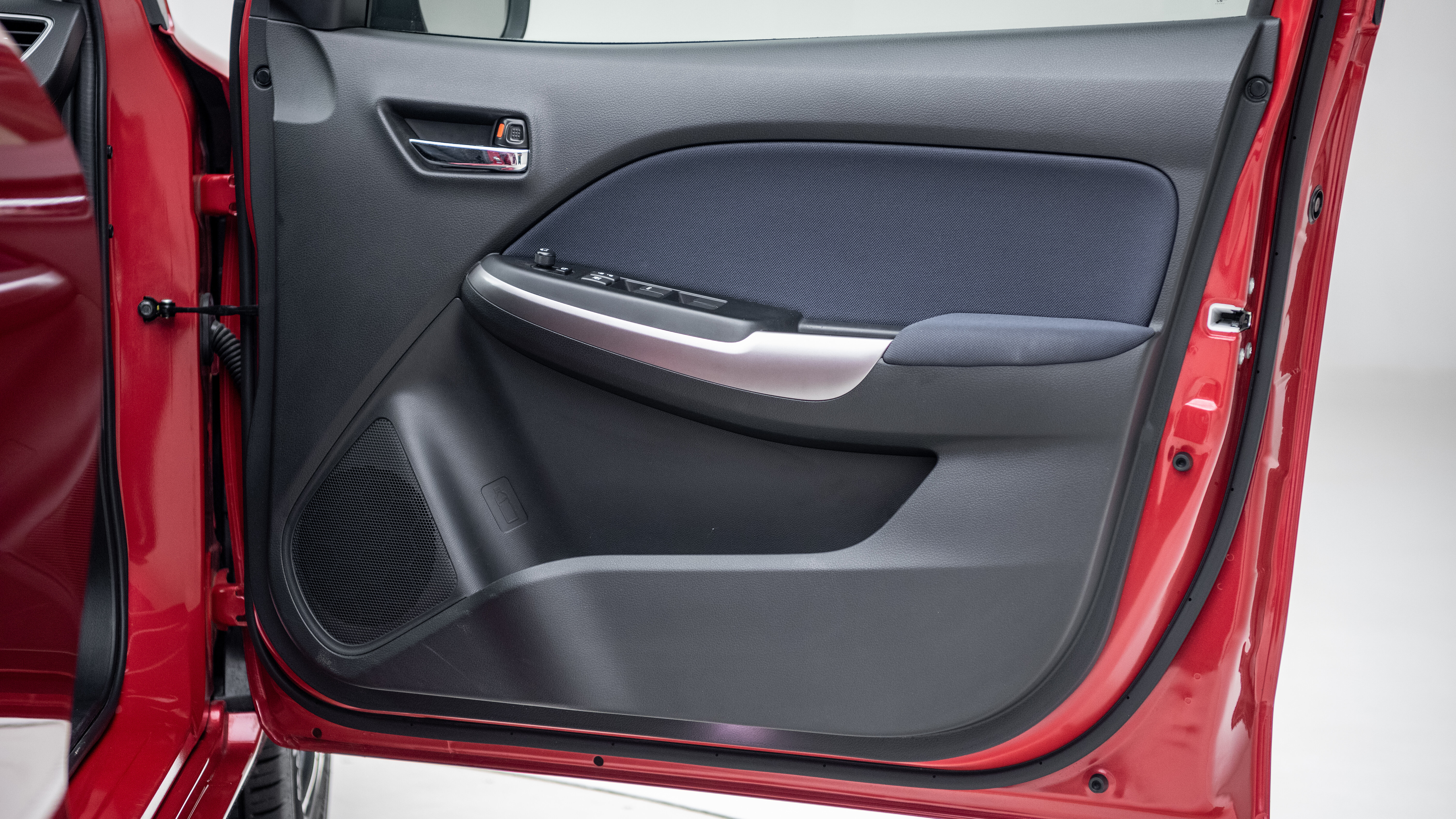 Glanza Front Right Door Pad Image, Glanza Photos in India - CarWale