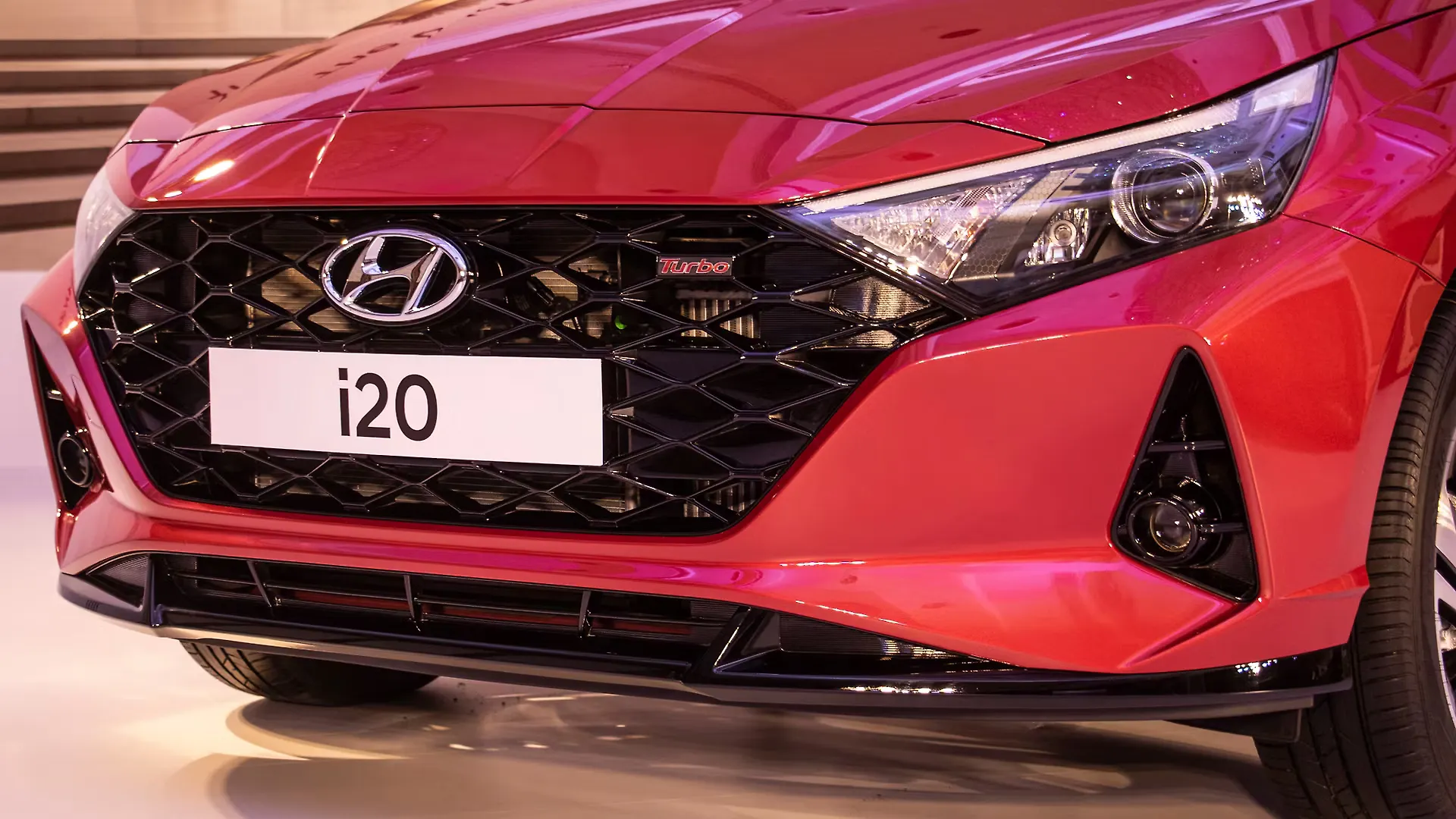 i20 Front Bumper Image, i20 Photos in India CarWale