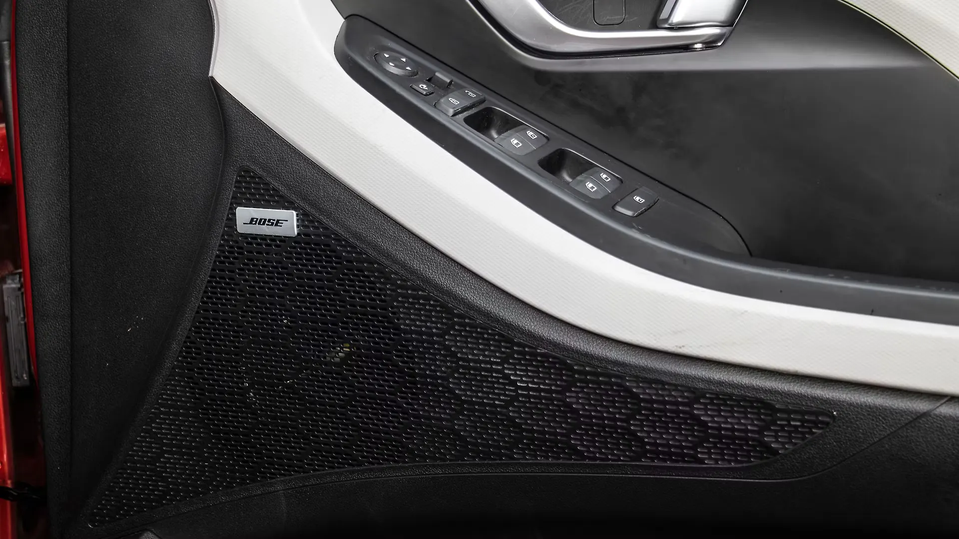 Creta Front Speakers Image, Creta Photos in India CarWale