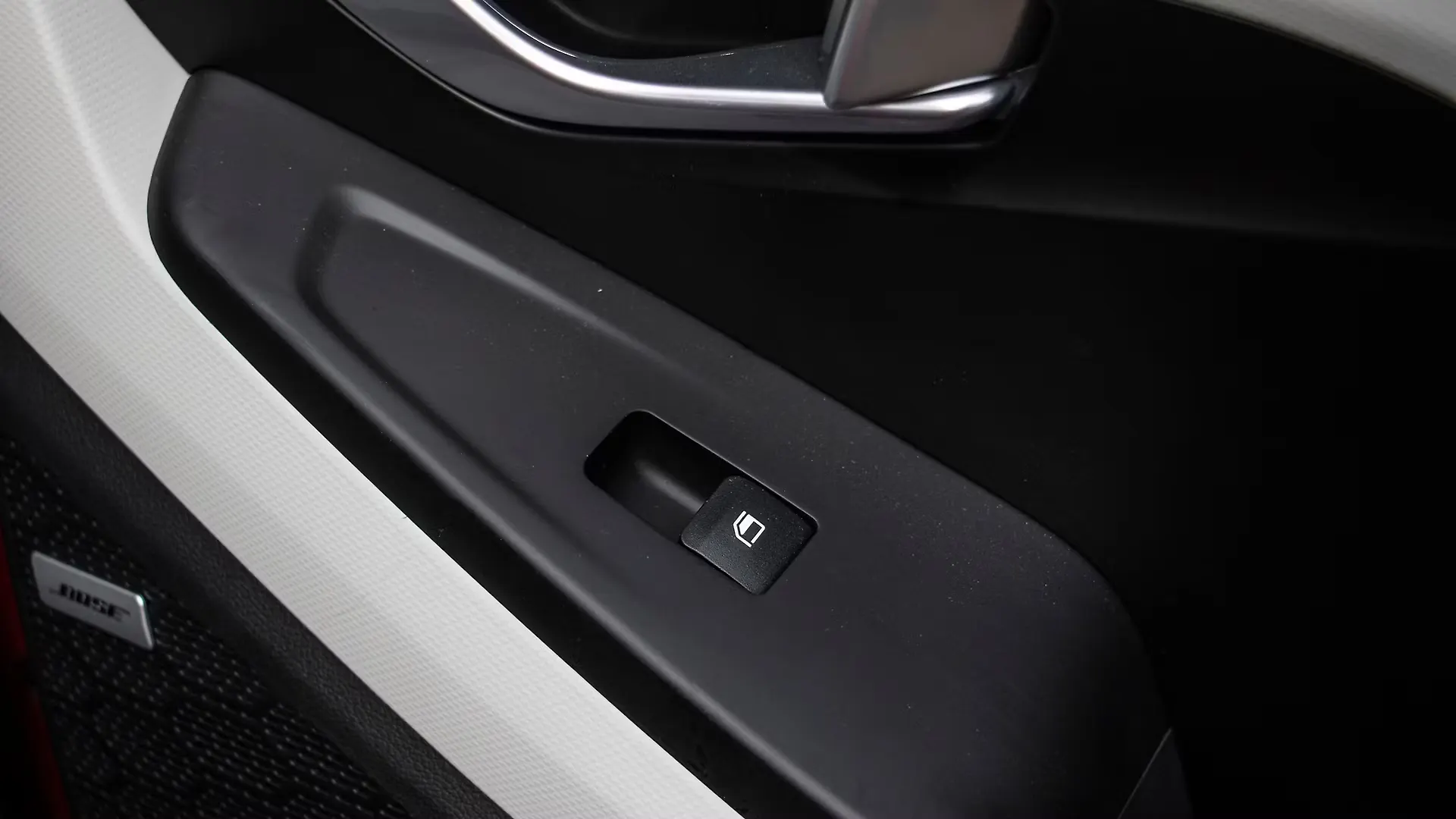 Creta Rear Power Window Switches Image, Creta Photos in India CarWale