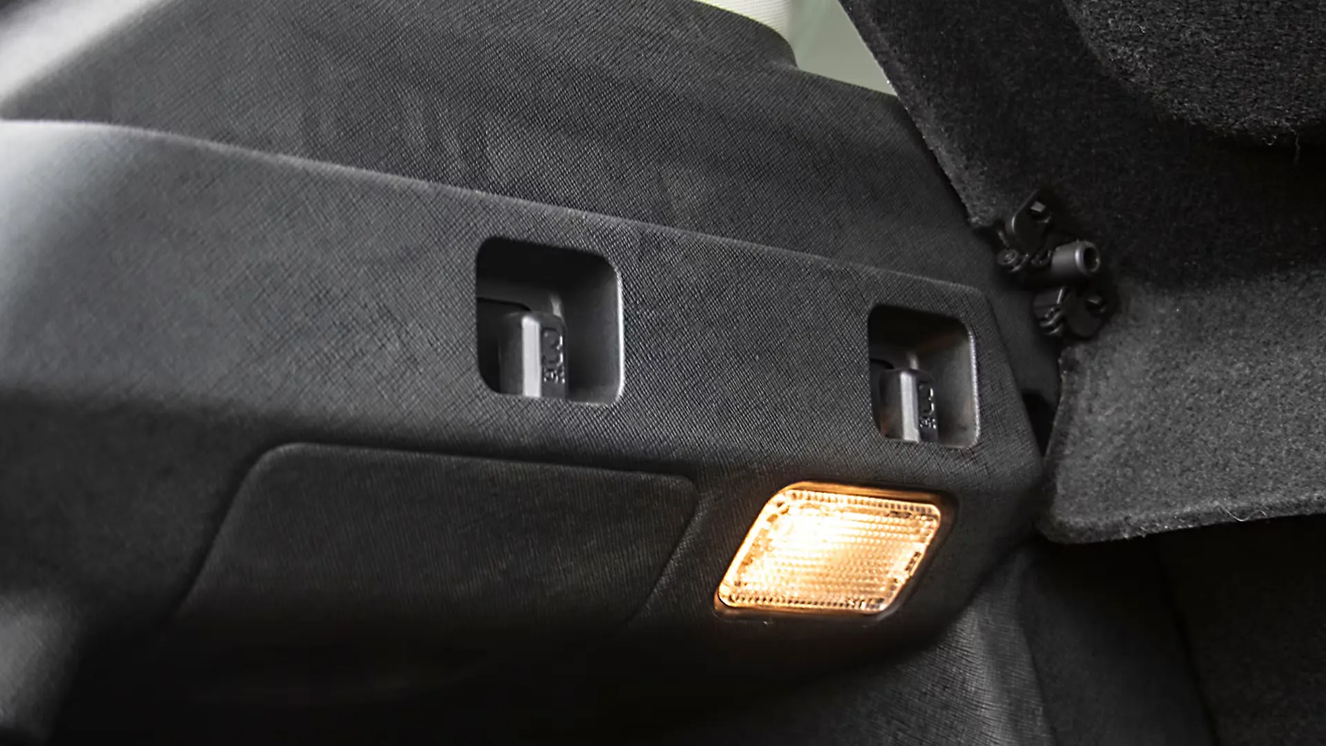 Nexon Boot Parcel Hooks Image, Nexon Photos in India CarWale