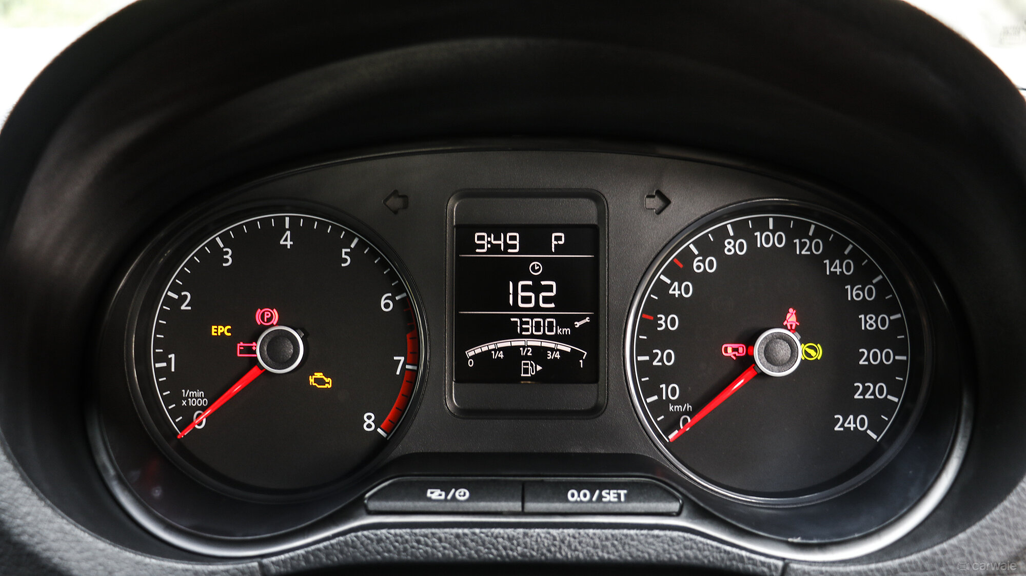 polo-instrument-cluster-image-polo-photos-in-india-carwale