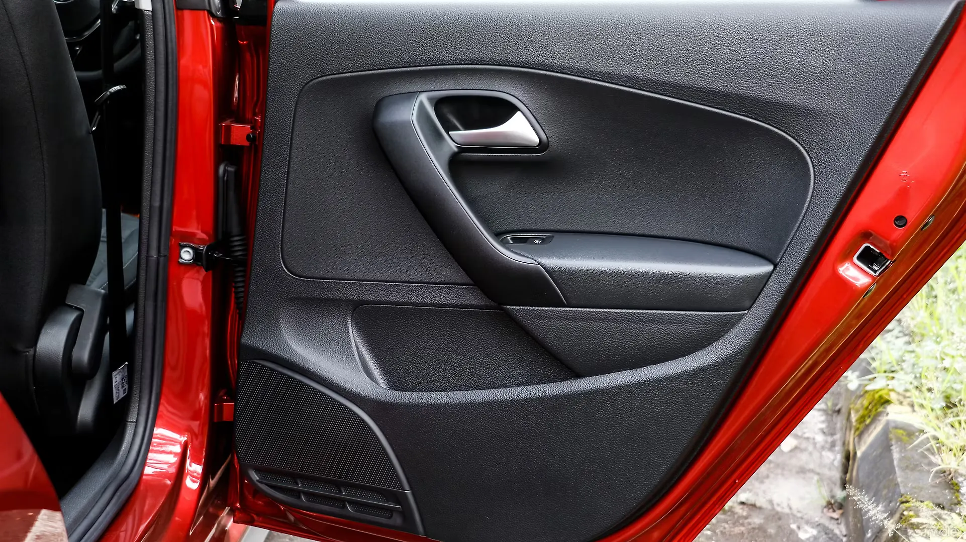 Polo Door Handles Image, Polo Photos in India CarWale