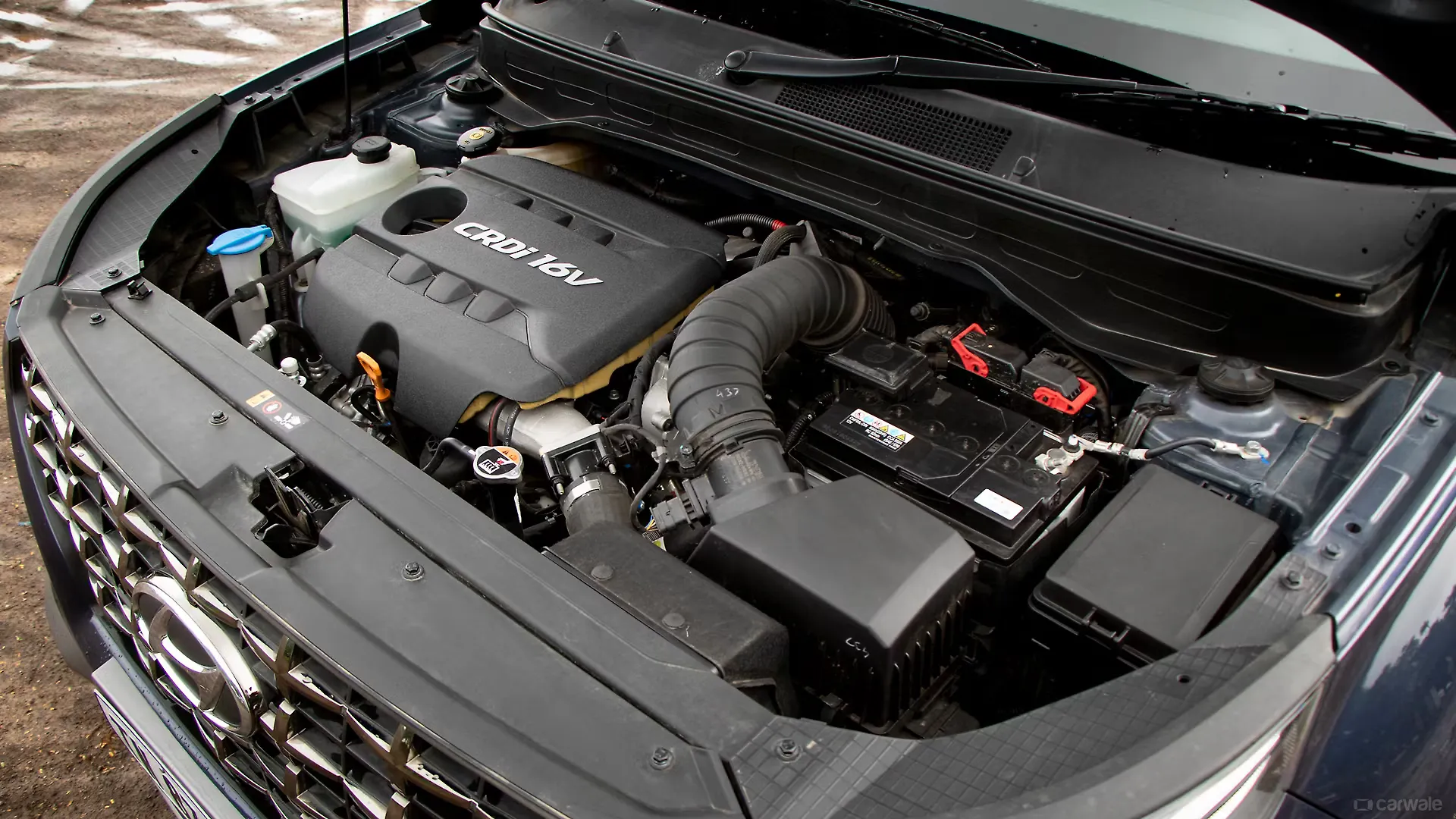 Venue Engine Bay Engine Image, Venue Photos in India CarWale